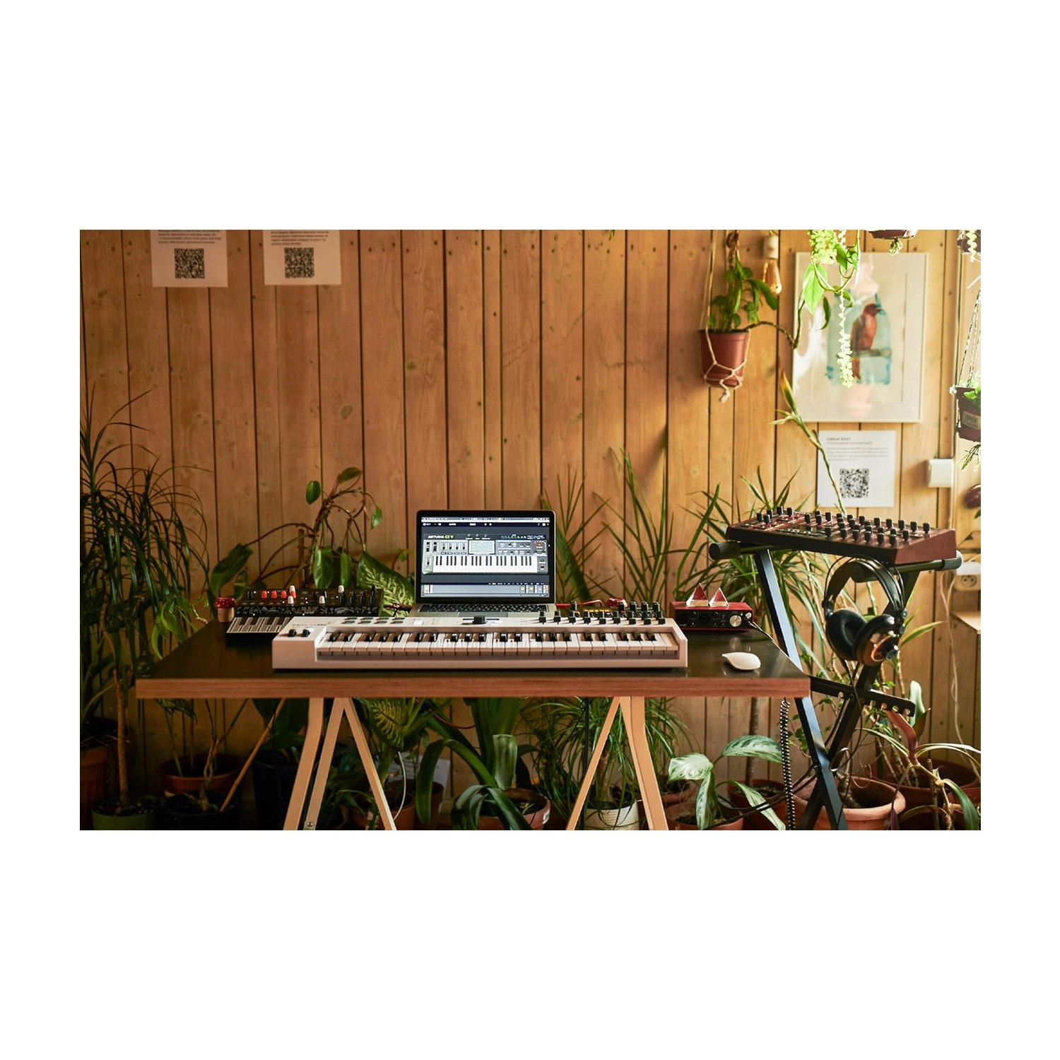 Arturia Keylab Essential MK3 49-Key MIDI Keyboard Controller with DAW Integration - Perfect for Music Production, Live Performance & Studio Recording
