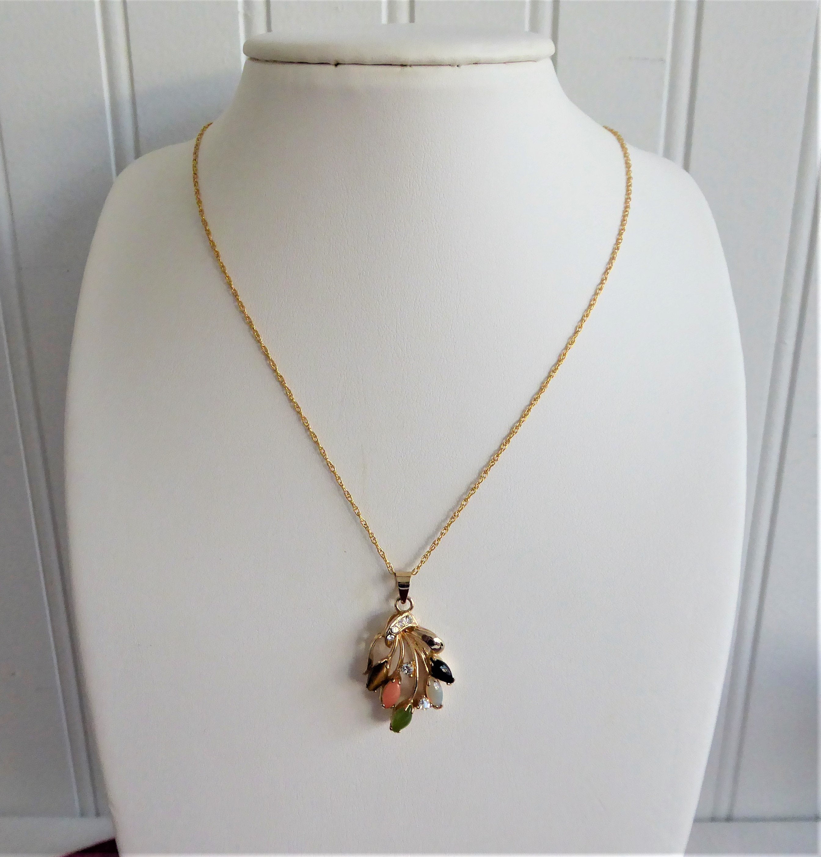 Elegant Rose Quartz & Tiger Eye Semi-Precious Stone Leaf Pendant Necklace with Gold-Filled Chain and Rhinestones - Perfect for Weddings, Date Nights & Special Occasions