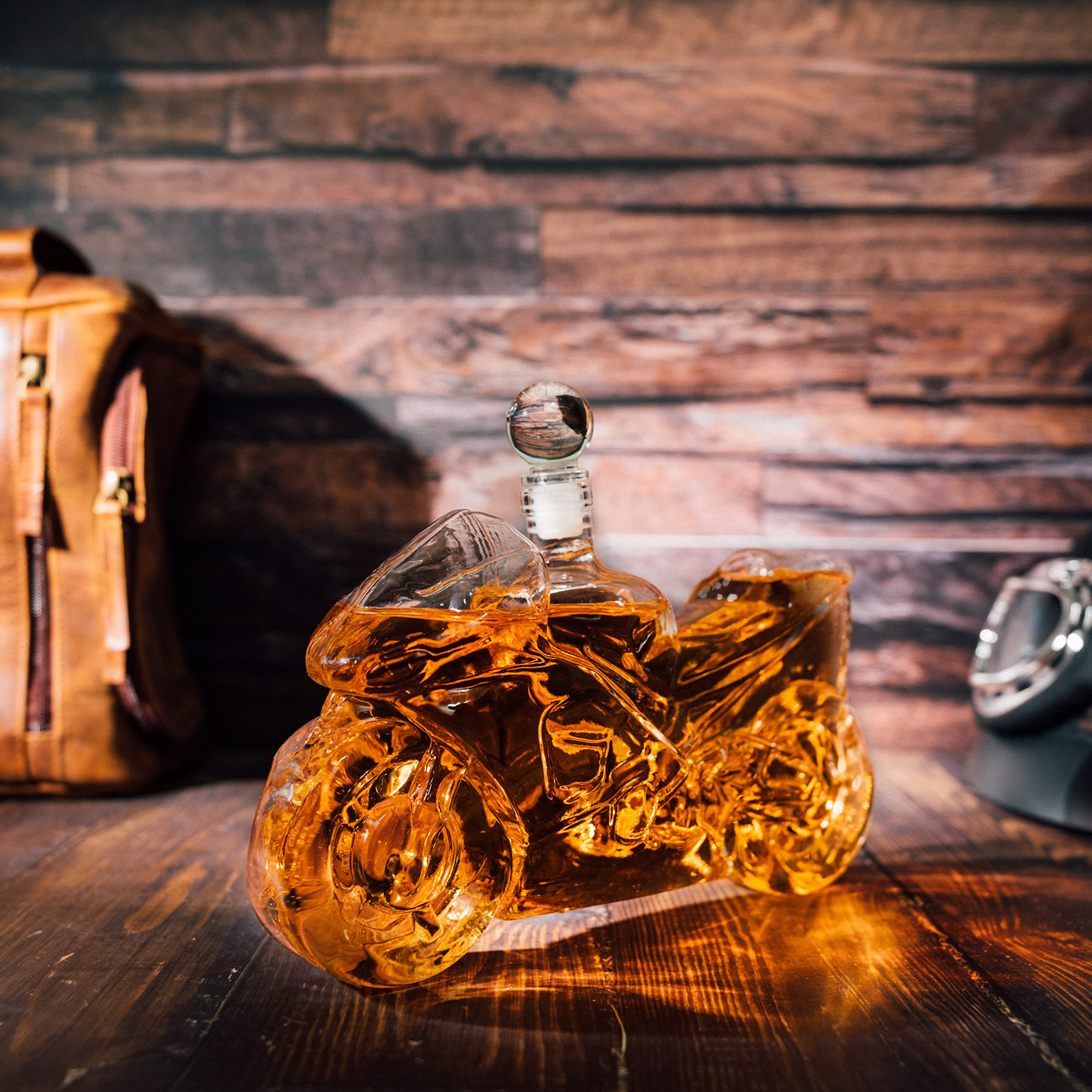 Motorcycle Whiskey Decanter & Wine Dispenser - Harley Davidson Biker Themed Gift for Men, Dad, Birthday - Perfect for Home Bar, Man Cave, and Motorcycle Enthusiasts