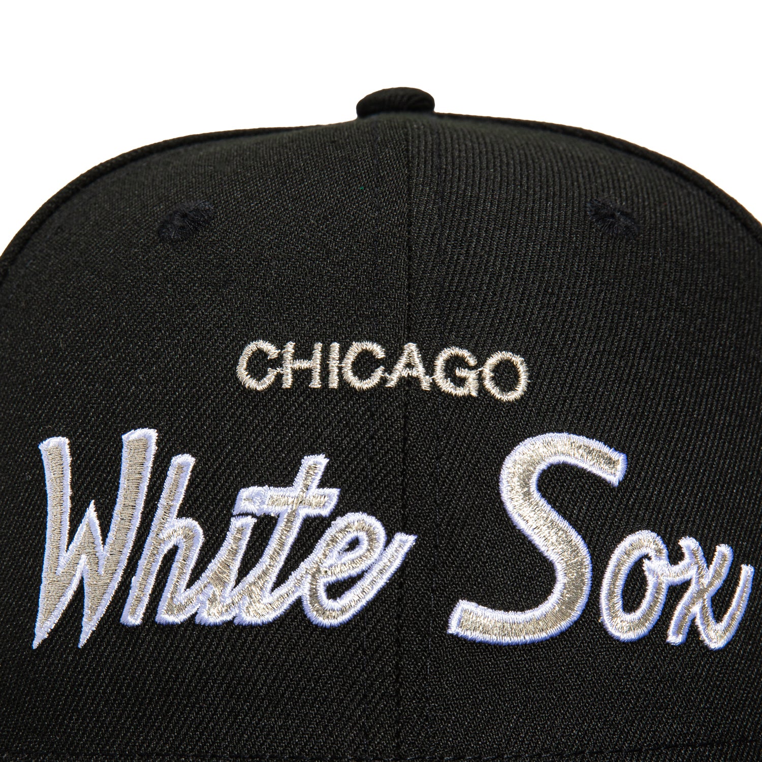 New Era 59Fifty Chicago White Sox Embroidered Logo Patch Snapback Hat - Black | Official MLB Baseball Cap for Men & Women | Perfect for Games, Streetwear & Sports Fans