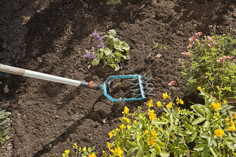 Gardena Combisystem Star Tiller with Weeding Knife 3195-20 - Premium Garden Cultivator for Soil Aeration & Weed Removal - Perfect for Home Gardening & Landscaping