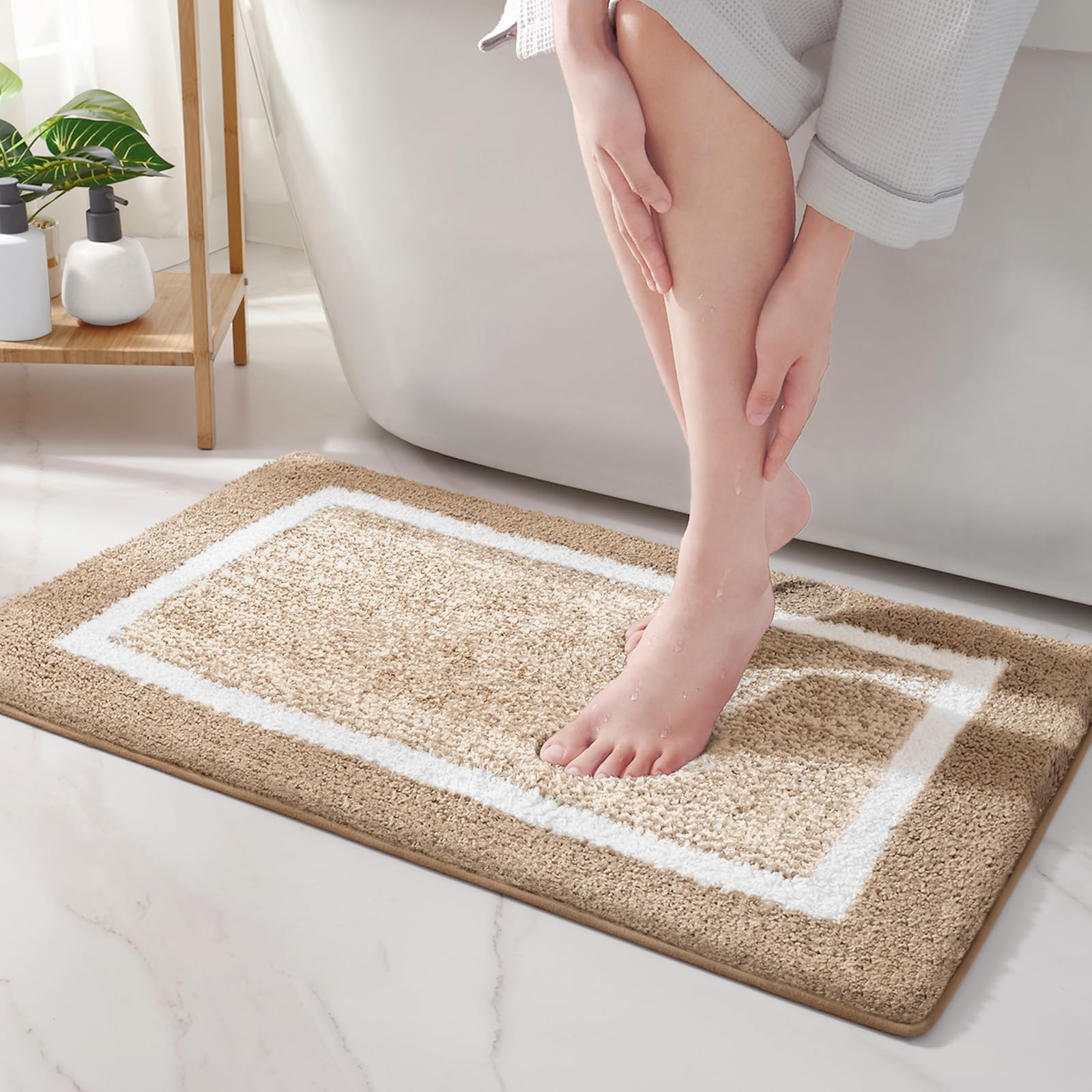 Non-Slip Beige & White Geometric Bath Mat 24