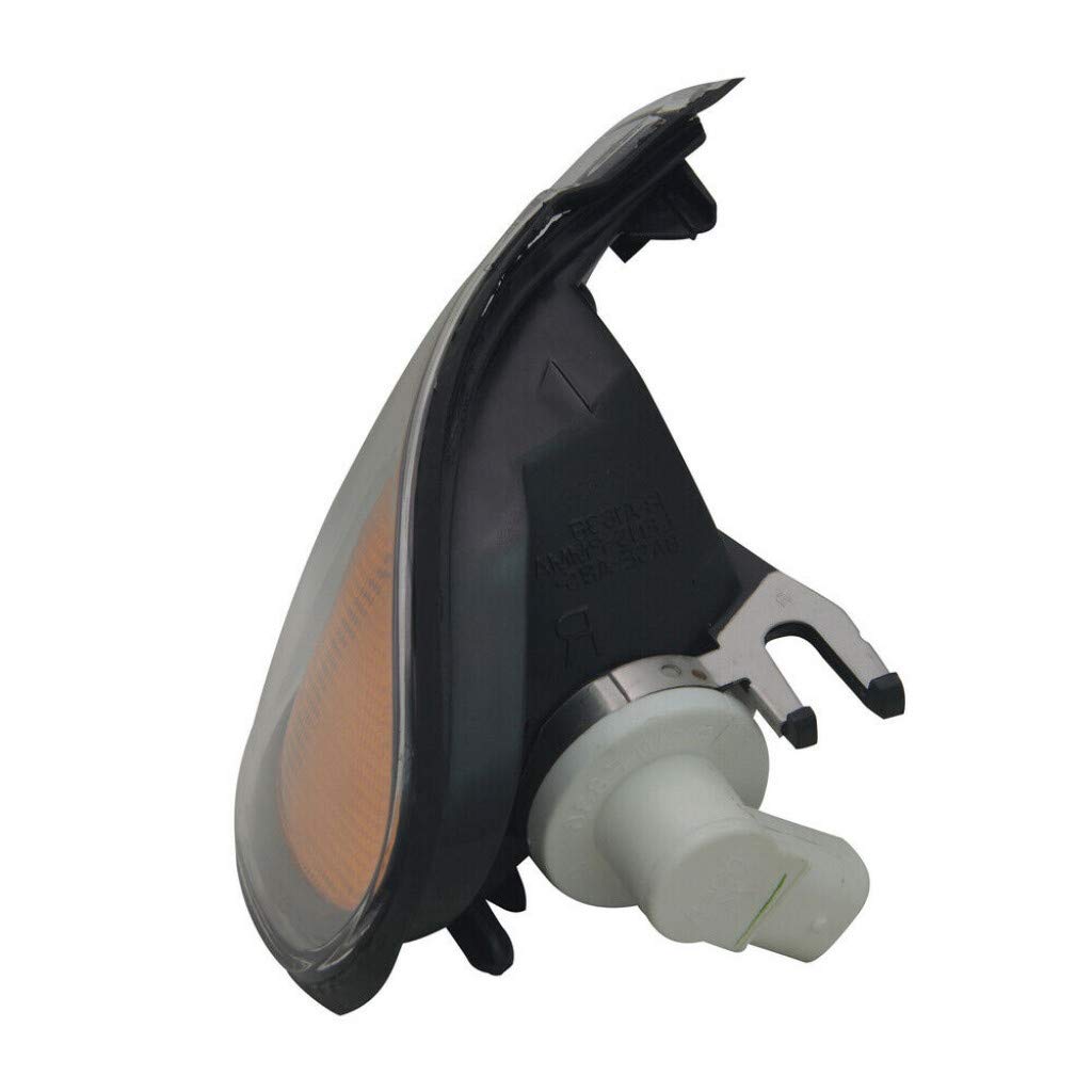 BMW 325xi Turn Signal & Parking Light Assembly (2002-2005) - Driver Side with Bulbs | CAPA Certified | Perfect for Night Driving & Enhanced Visibility | Part# BM2520109