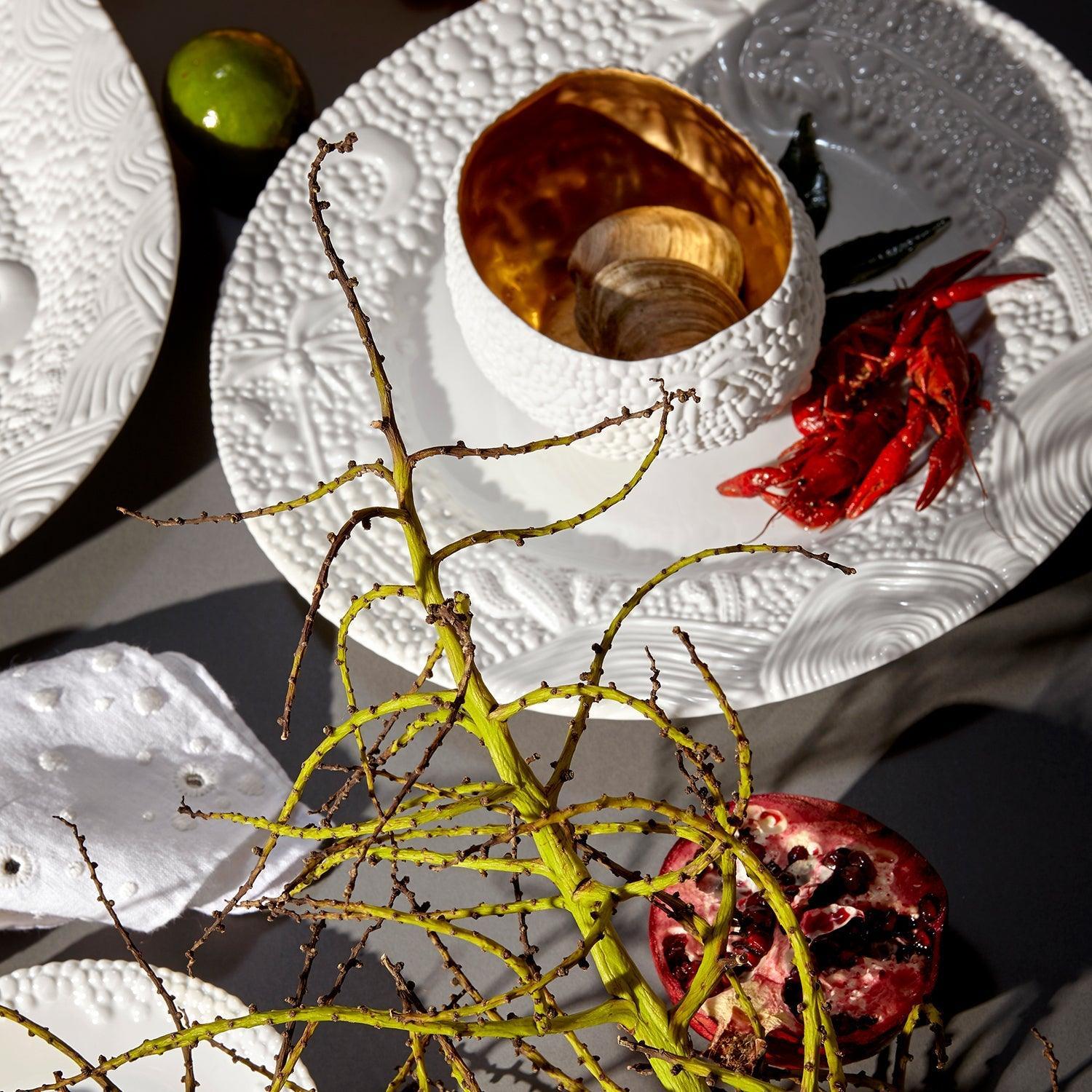 Premium Haas Mojave Desert Bowl - Medium Size Ceramic Serving Bowl in Elegant White & Gold - Perfect for Salads, Pasta, and Stylish Table Decor