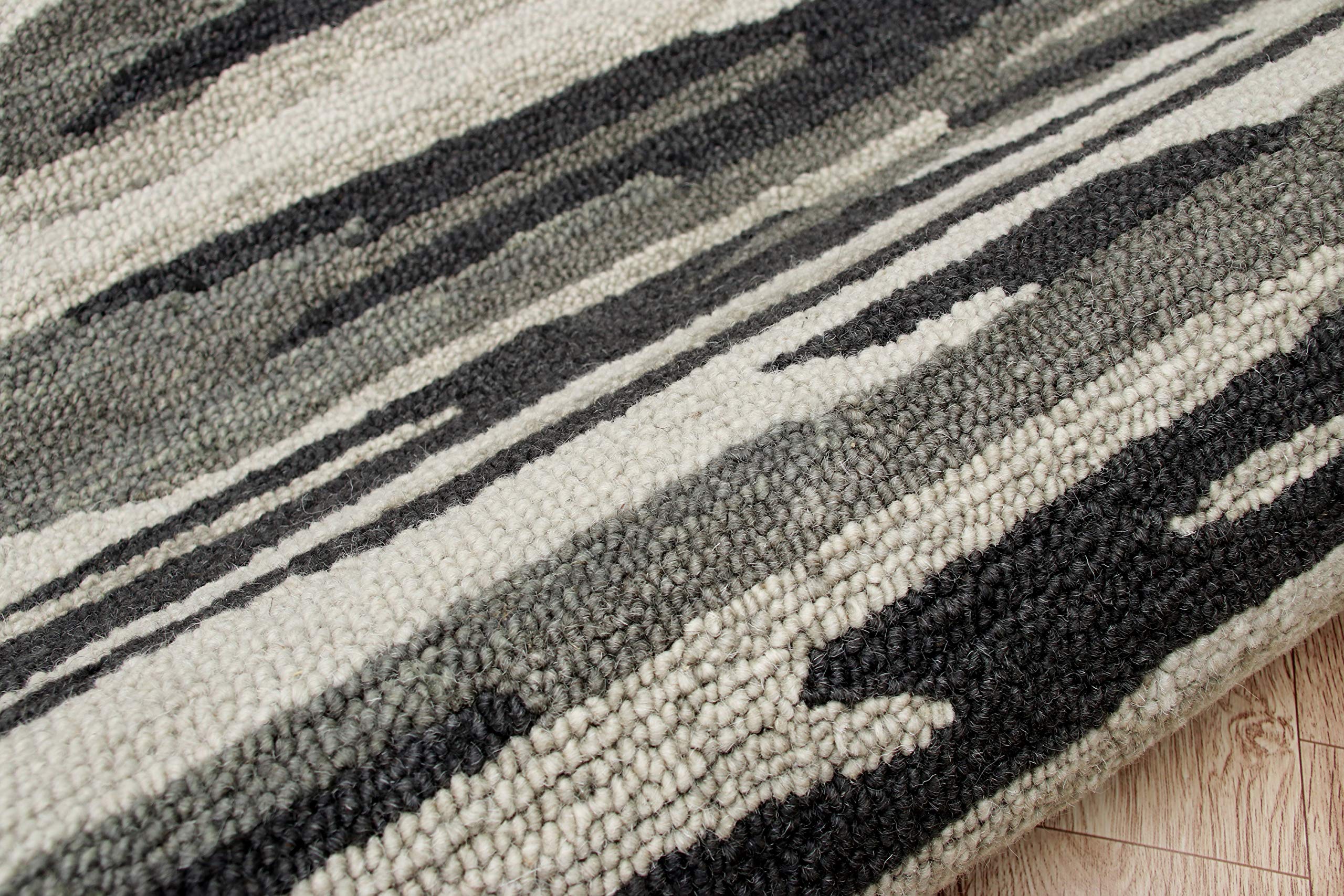 LR Home 6ft Round Indoor Natural Wool Area Rug - Hand Tufted Modern Farmhouse Boho Carpet for Bedroom, Living Room, Entryway, Playroom & Office Decor | Soft Black/Gray Home Accent Rug for Cozy Spaces & Stylish Interiors