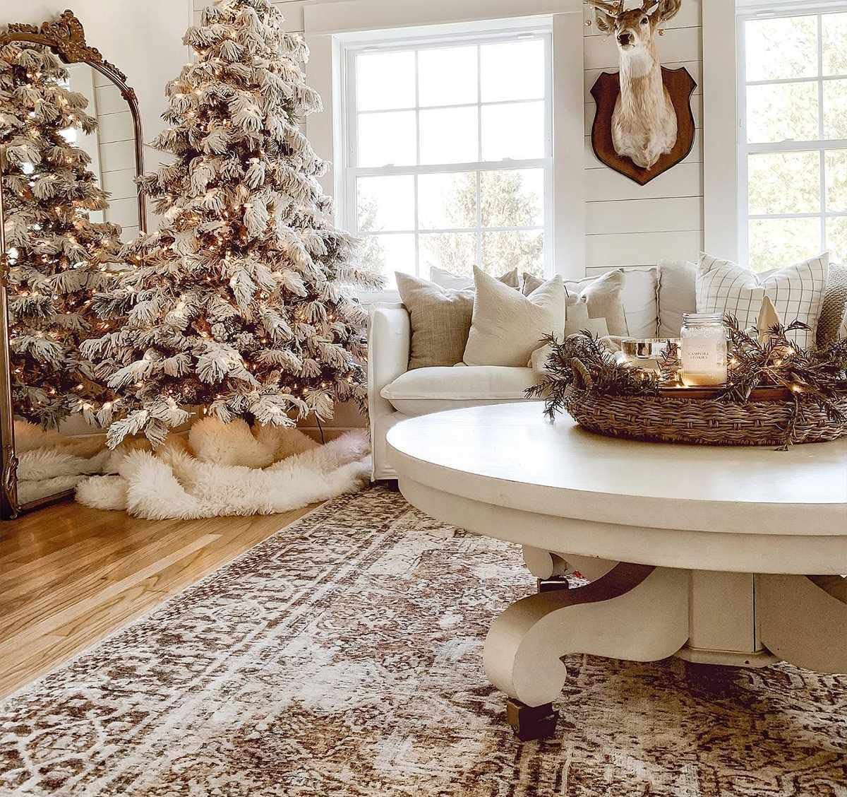 Hauteloom Onley Traditional Area Rug 2' x 3'3