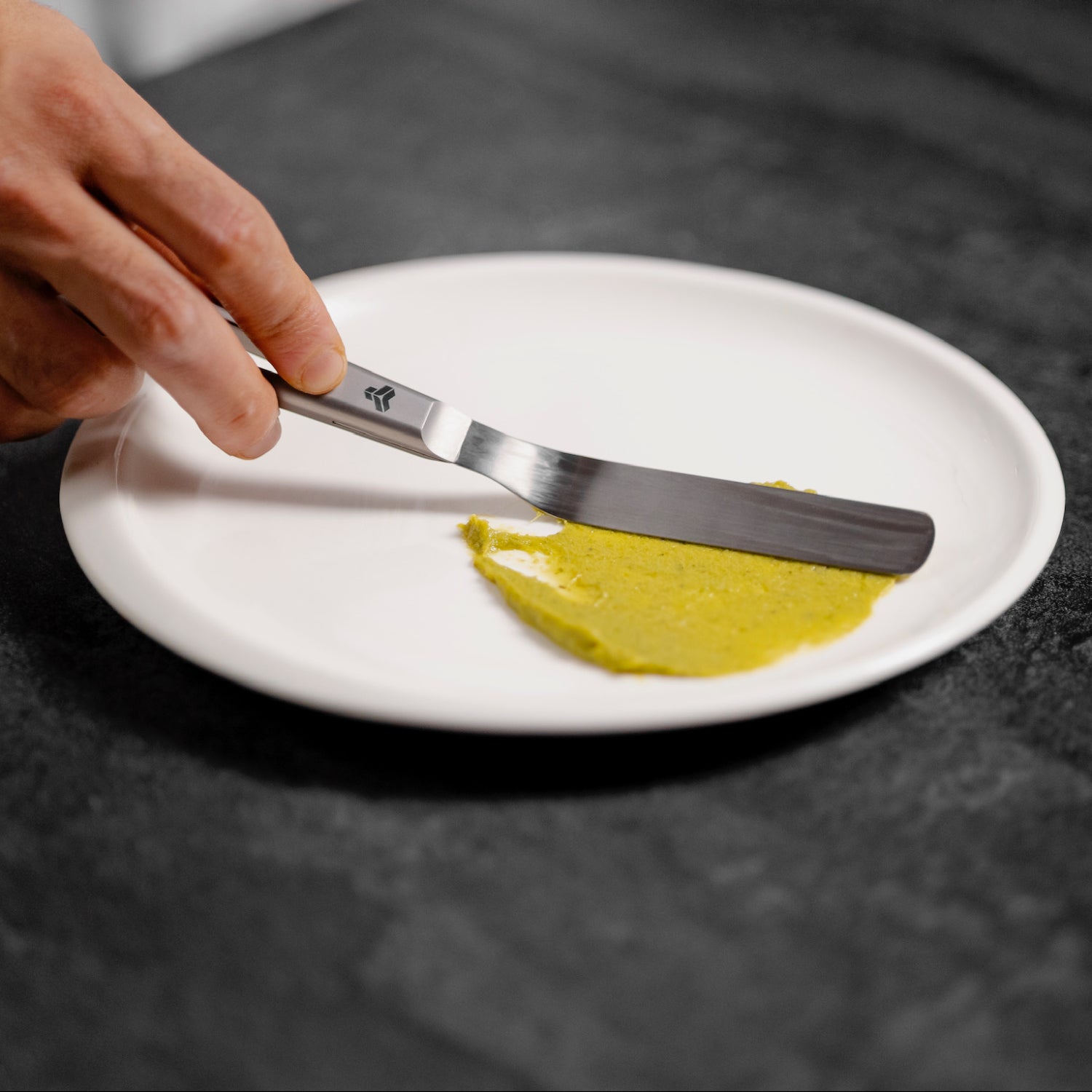 Premium Titanium 4 Inch Blade Offset Spatula - Professional Kitchen Tool for Baking, Cooking, and Cake Decorating - Ideal for Flipping, Spreading, and Serving