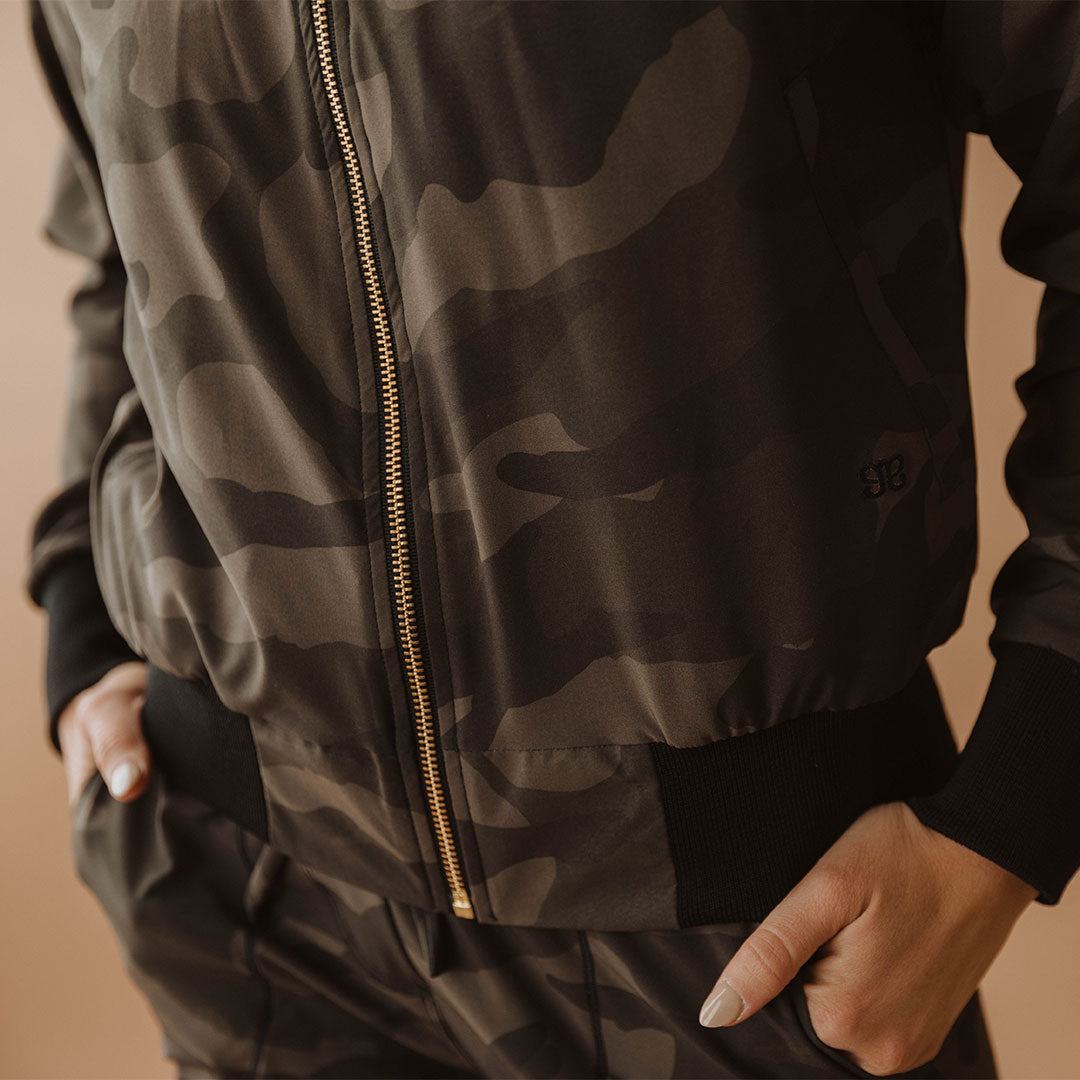 Men's Camo Bomber Jacket - Lightweight Waterproof Windbreaker for Outdoor Activities, Hunting & Casual Wear