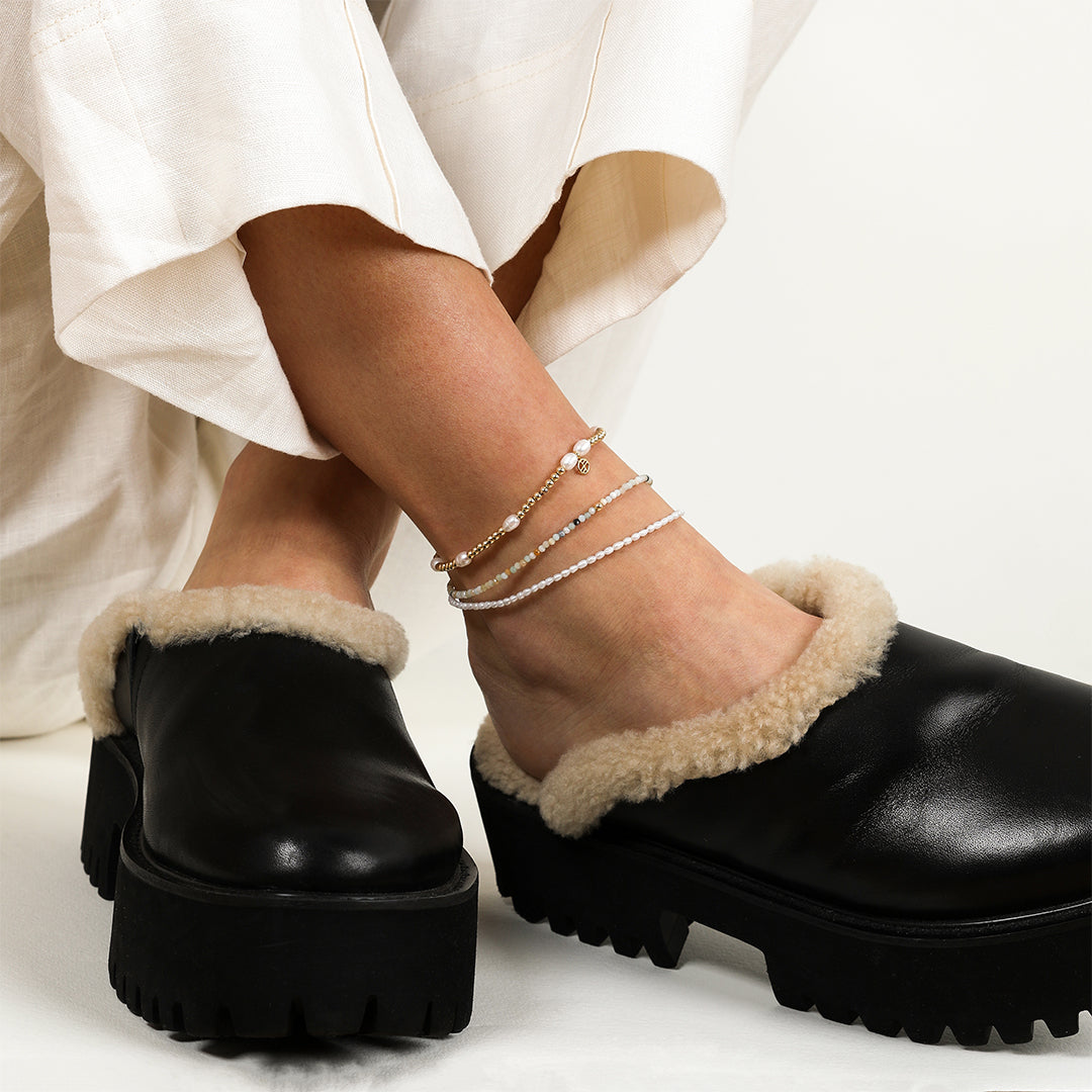Peggy Pearl Anklet with Stone of Potential - Elegant Adjustable Ankle Bracelet for Women, Boho Beach Jewelry Gift - Perfect for Summer Vacations & Boho Fashion