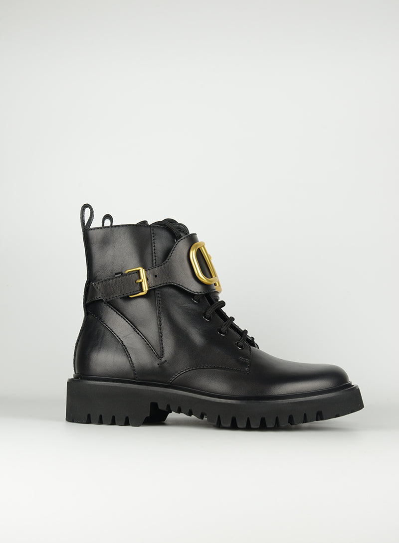 Black Leather Biker Boots for Women - Stylish & Comfortable Riding Boots for Motorcycle, Fashion & Everyday Wear