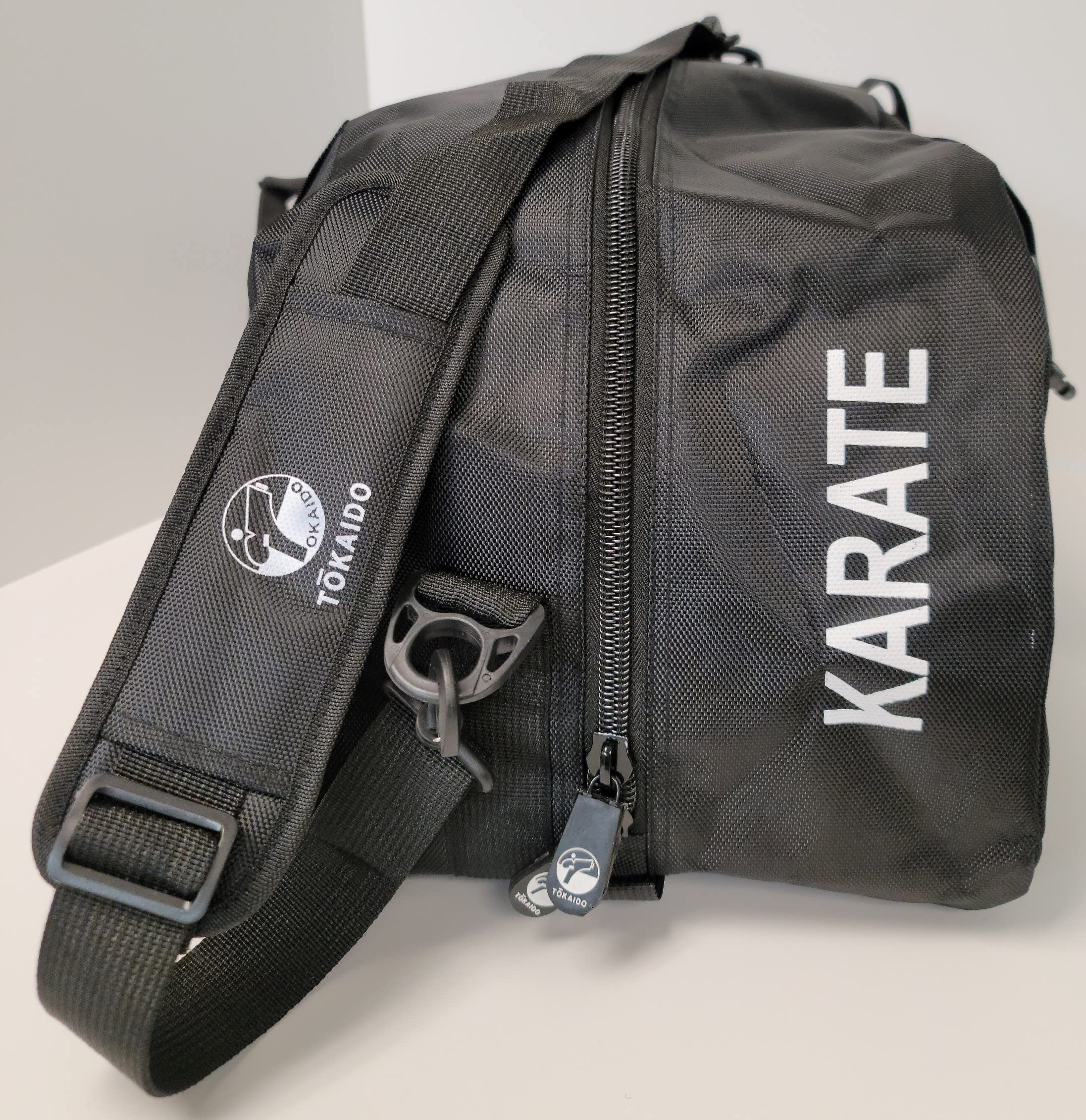 WKF Duffle Bag - Large Waterproof Travel Duffel Bag for Gym, Sports, Camping & Weekend Trips - Durable Carry-On Luggage with Shoulder Strap