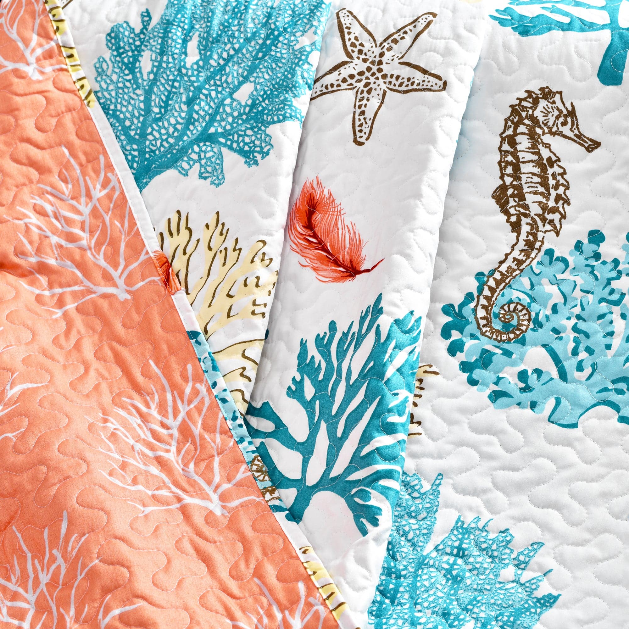 Coastal Reef Feather Throw Blanket - Soft & Lightweight Decorative Throw for Couch, Bed, Sofa - Perfect for Home Decor, Living Room, Bedroom & Cozy Nights