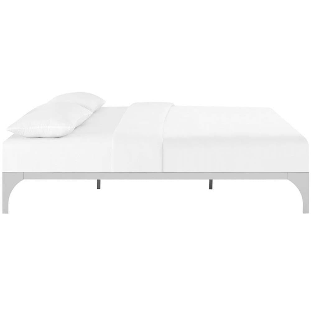 Hawthorne Collections Full Size Platform Bed Frame in Silver - Modern Minimalist Bedroom Furniture for Small Spaces & Apartments