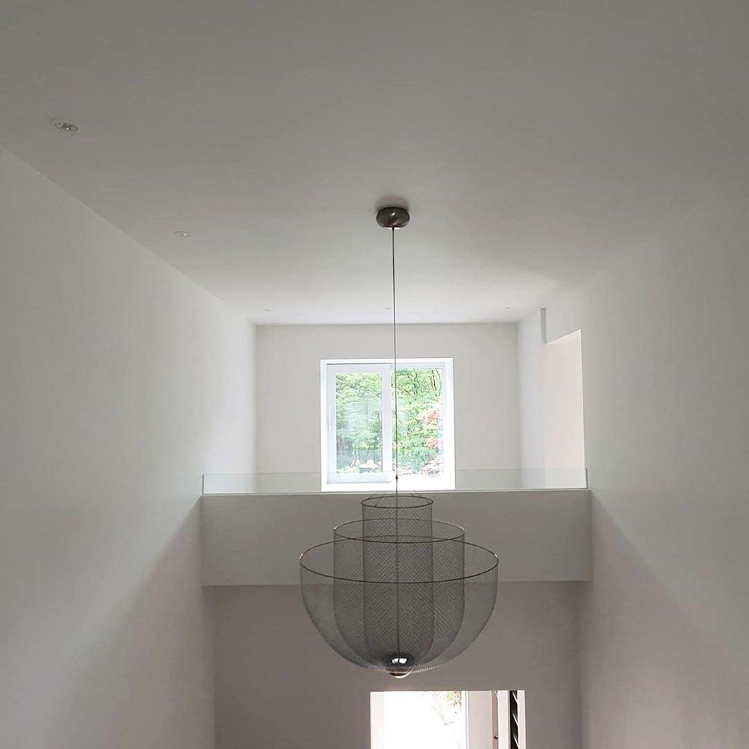 Meshmatics Modern Hanging Lamp - Adjustable LED Pendant Light for Living Room, Bedroom & Dining Room - Stylish Ceiling Fixture with Dimmable Warm White Light - Perfect for Home Decor & Ambient Lighting