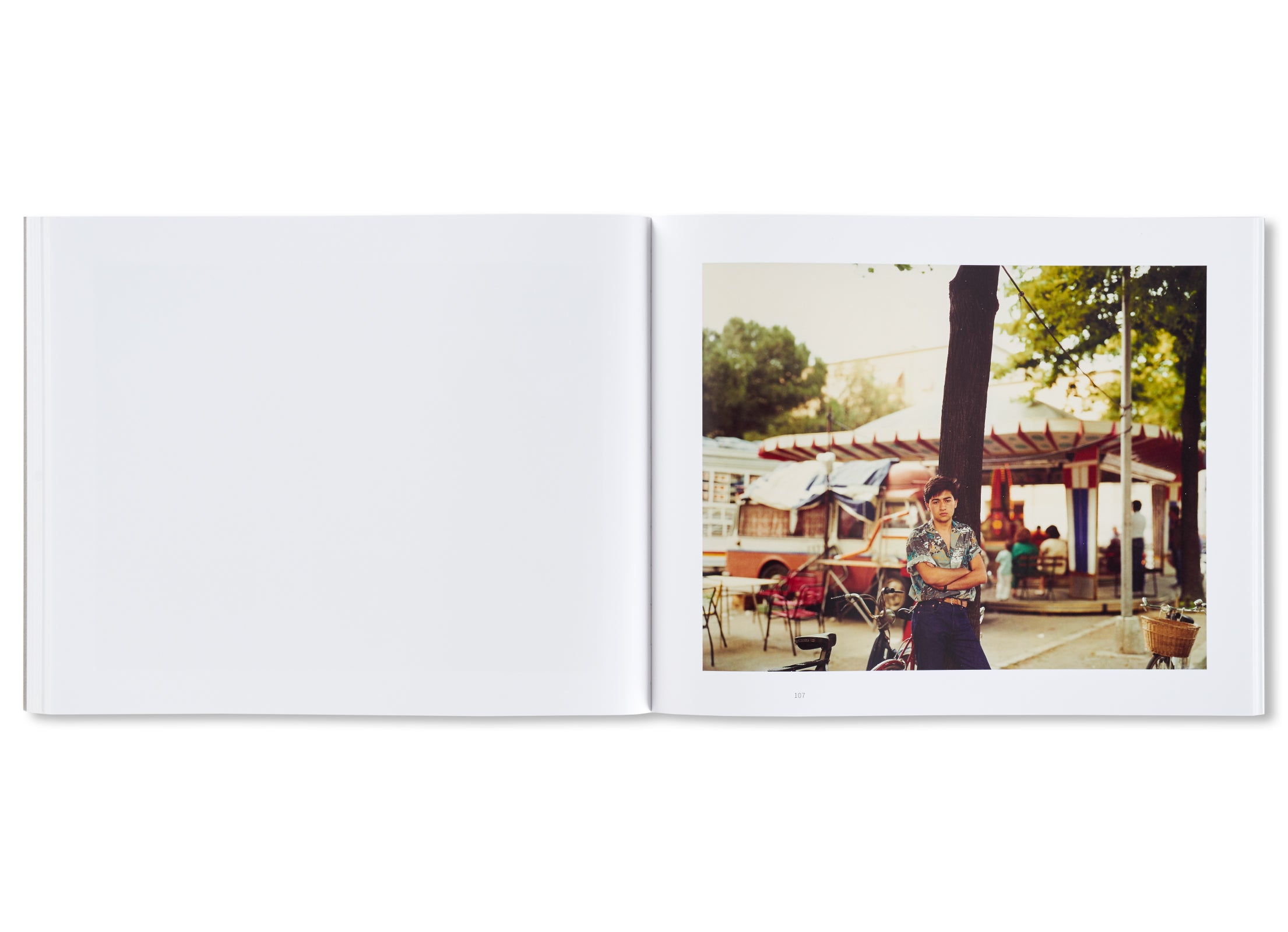 PER STRADA by Guido Guidi [SIGNED] - Limited Edition Photography Book for Collectors & Art Enthusiasts | Perfect for Home Decor, Coffee Table Display & Gift Giving