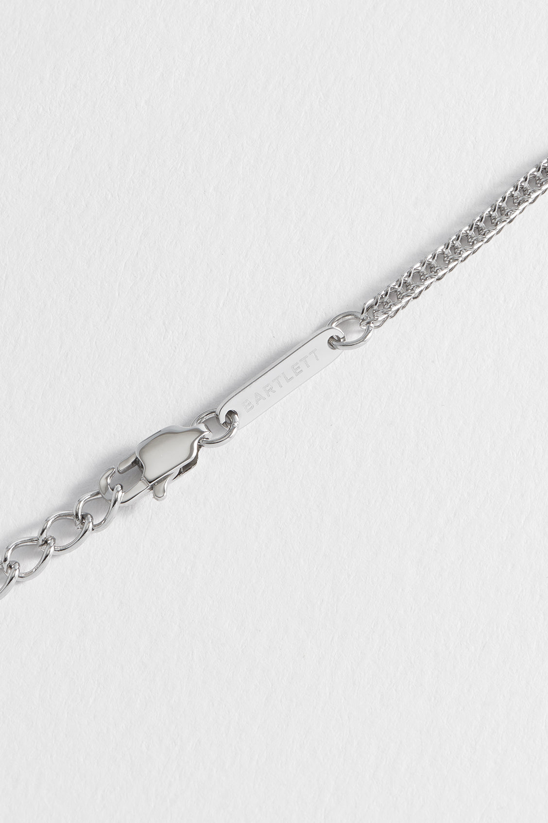 Stylish Men's Fox Tail Chain Bracelet - Trendy Animal Jewelry for Men - Perfect for Casual Wear, Parties & Gifts