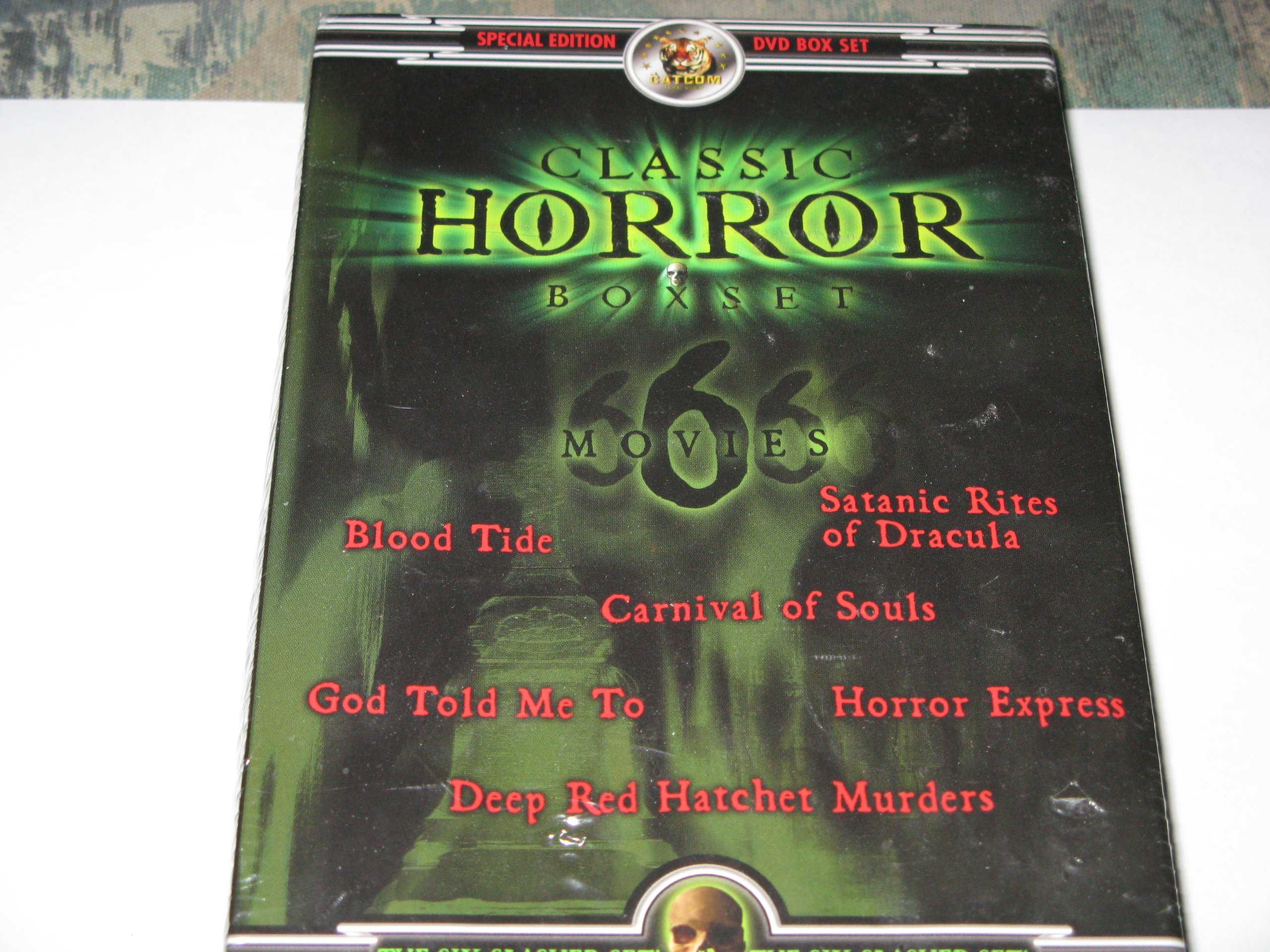 Classic Horror Movie Box Set - 6 Terrifying Films for Halloween & Movie Nights | Scary DVD Collection