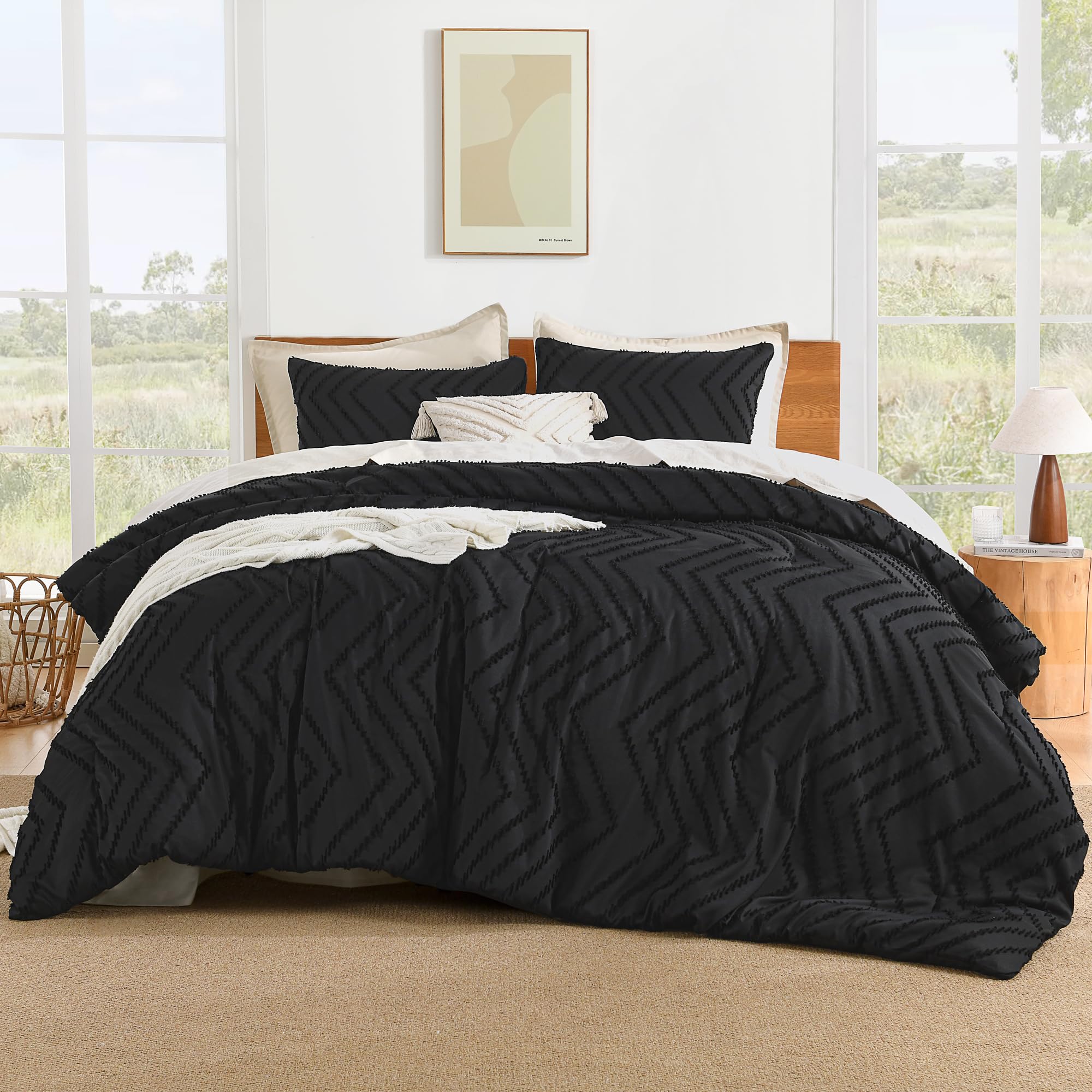 Premium Black Full Comforter Set - Lightweight Fluffy Down Alternative Bedding with 2 Pillow Shams (79x90 Inches) | Soft & Breathable All-Season Comforter for Bedroom, Guest Room & Dorm | Perfect Gift Choice for Housewarming & Holidays