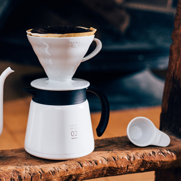 Hario V60 Insulated Stainless Steel Coffee Server - 800ml Thermal Carafe for Pour Over & Iced Coffee Brewing - Perfect for Home Baristas & Coffee Shops