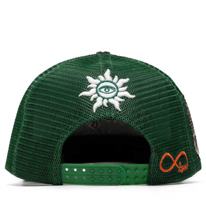 Godspeed New York GS Forever Trucker Hat - Green & Red - Stylish Unisex Baseball Cap for Outdoor Activities, Sports & Casual Wear