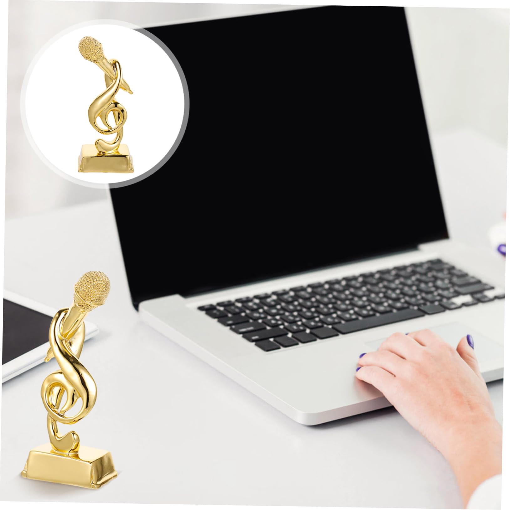 Kisangel 3-Piece Golden Resin Music Trophy Set - Children's Microphone & Note Award Trophies for Singing Contests, School Performances & Party Decorations