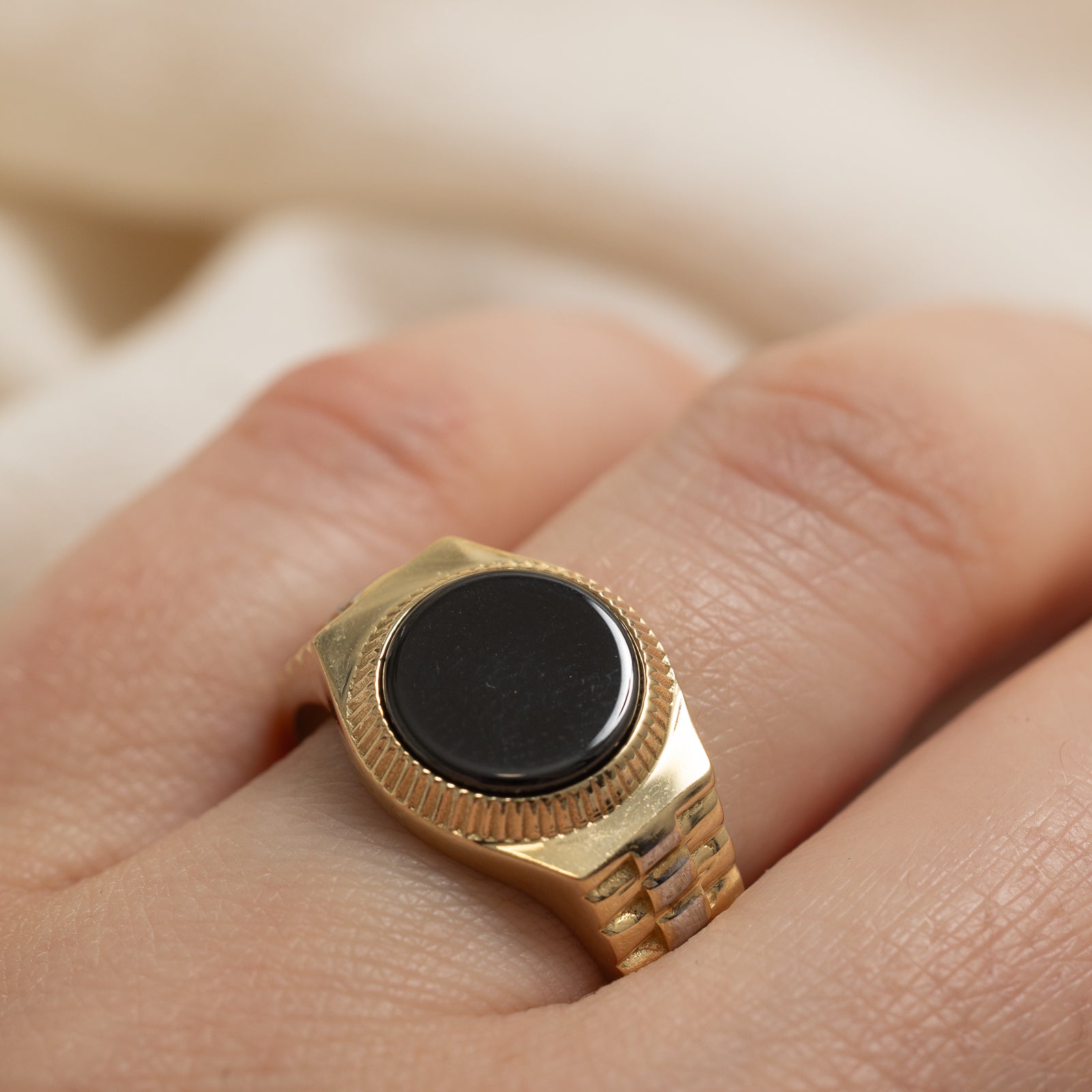 10K Gold Onyx Textured Signet Ring for Men - 1.50ct Black Onyx Stone - Size 9.5 - Perfect for Weddings, Engagements & Formal Occasions