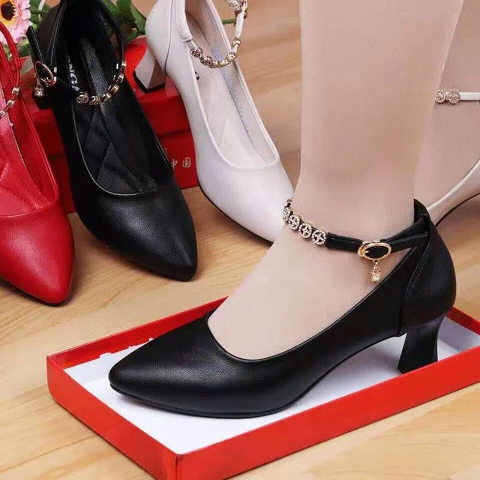 Stylish Women's Pointed Toe High Heel Pumps - Elegant Dress Shoes for Office, Party & Special Occasions