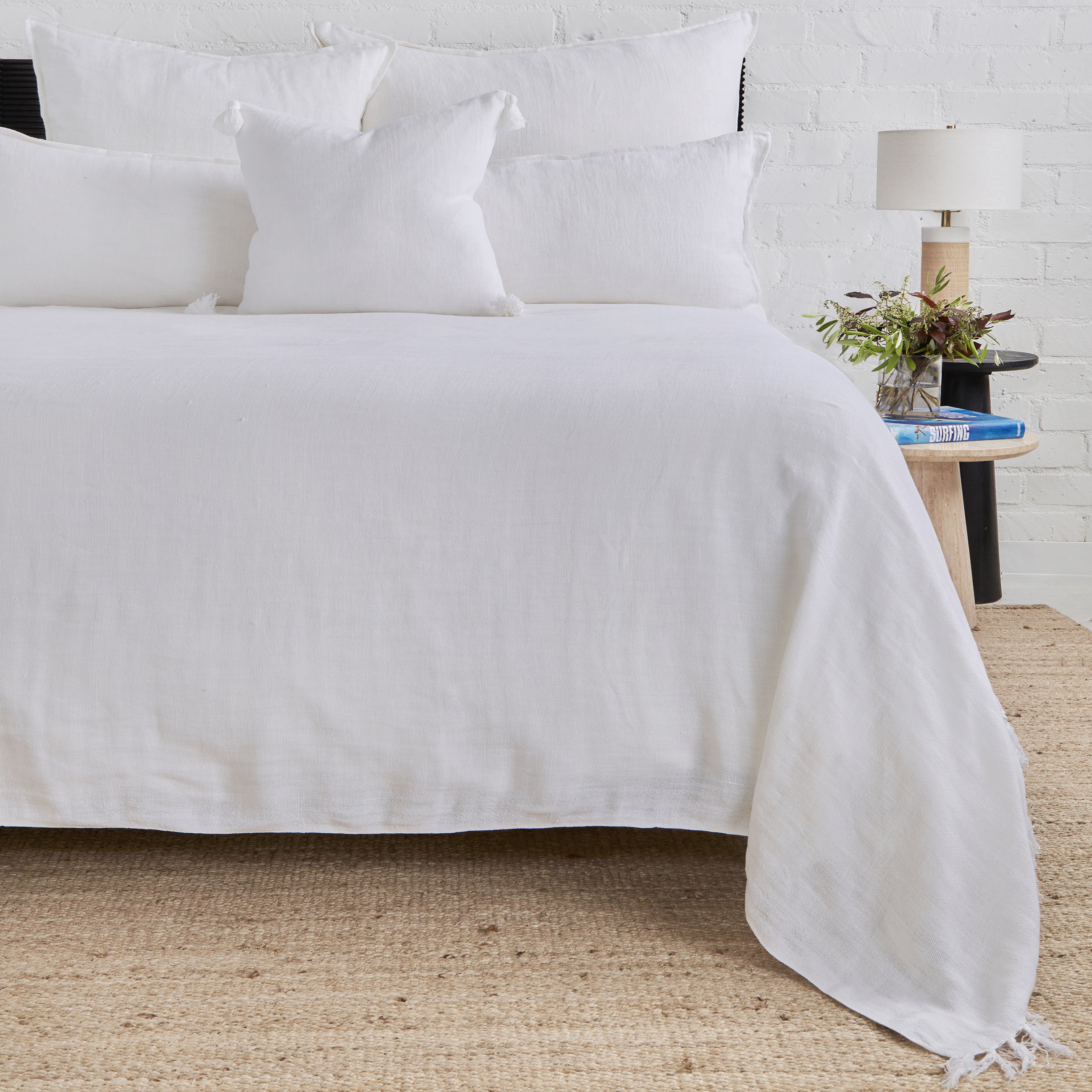 Montauk Blanket - Soft & Cozy Throw Blanket in 7 Colors | Perfect for Sofa, Bed & Outdoor Use