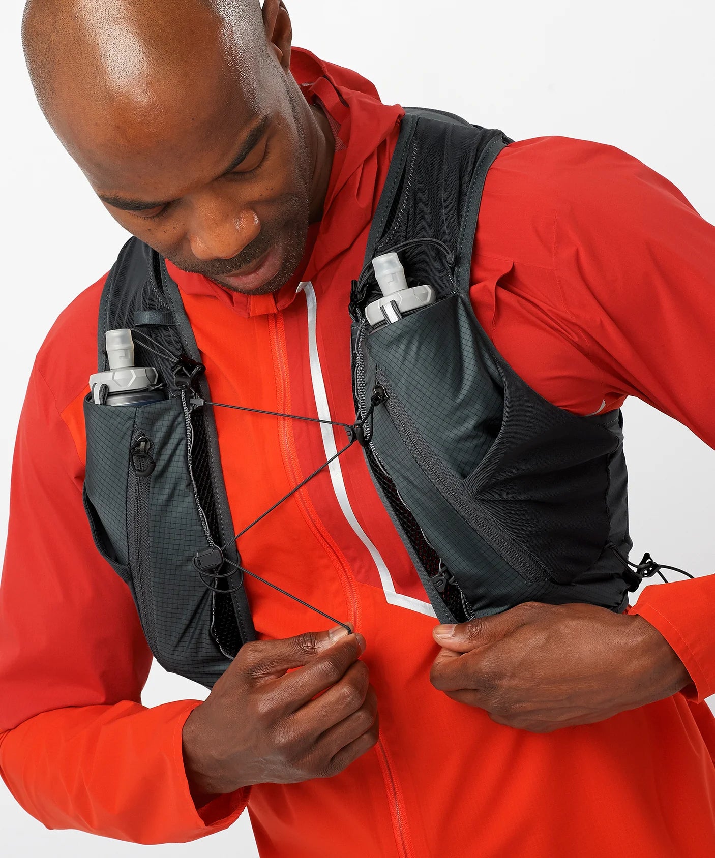 Adv Skin Cross Season 15 Unisex Running Vest - Lightweight Breathable Hydration Pack for Marathon Trail Runners - Perfect for Long Distance Training & Outdoor Adventures