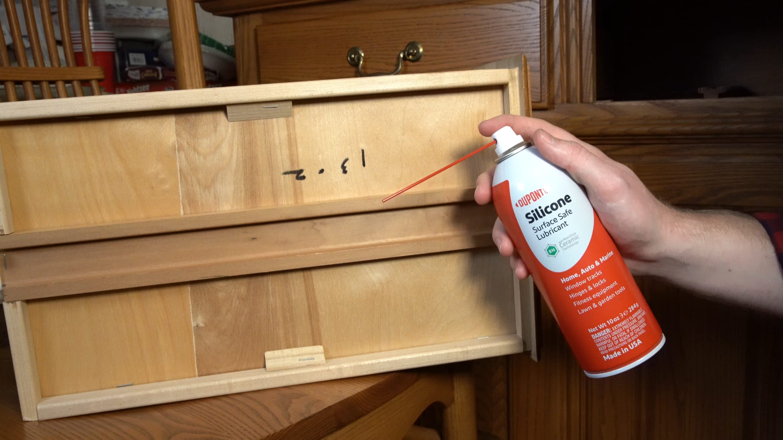 DuPont Teflon Silicone Lubricant Aerosol Spray - High Performance Dry Lubricant for Automotive, Industrial & Household Use - Prevents Squeaks, Protects Metal & Plastic - Ideal for Door Hinges, Bike Chains & Power Tools