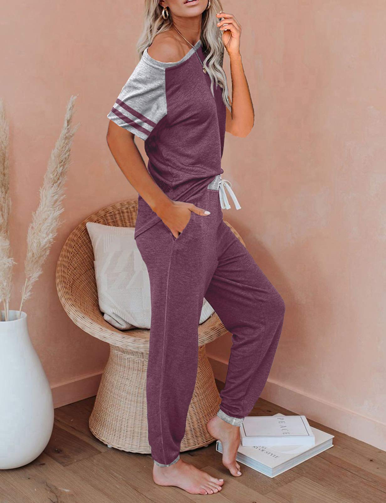 Women's AUTOMET Lounge Set - Comfy Short Sleeve Jogger Outfit for Home & Travel