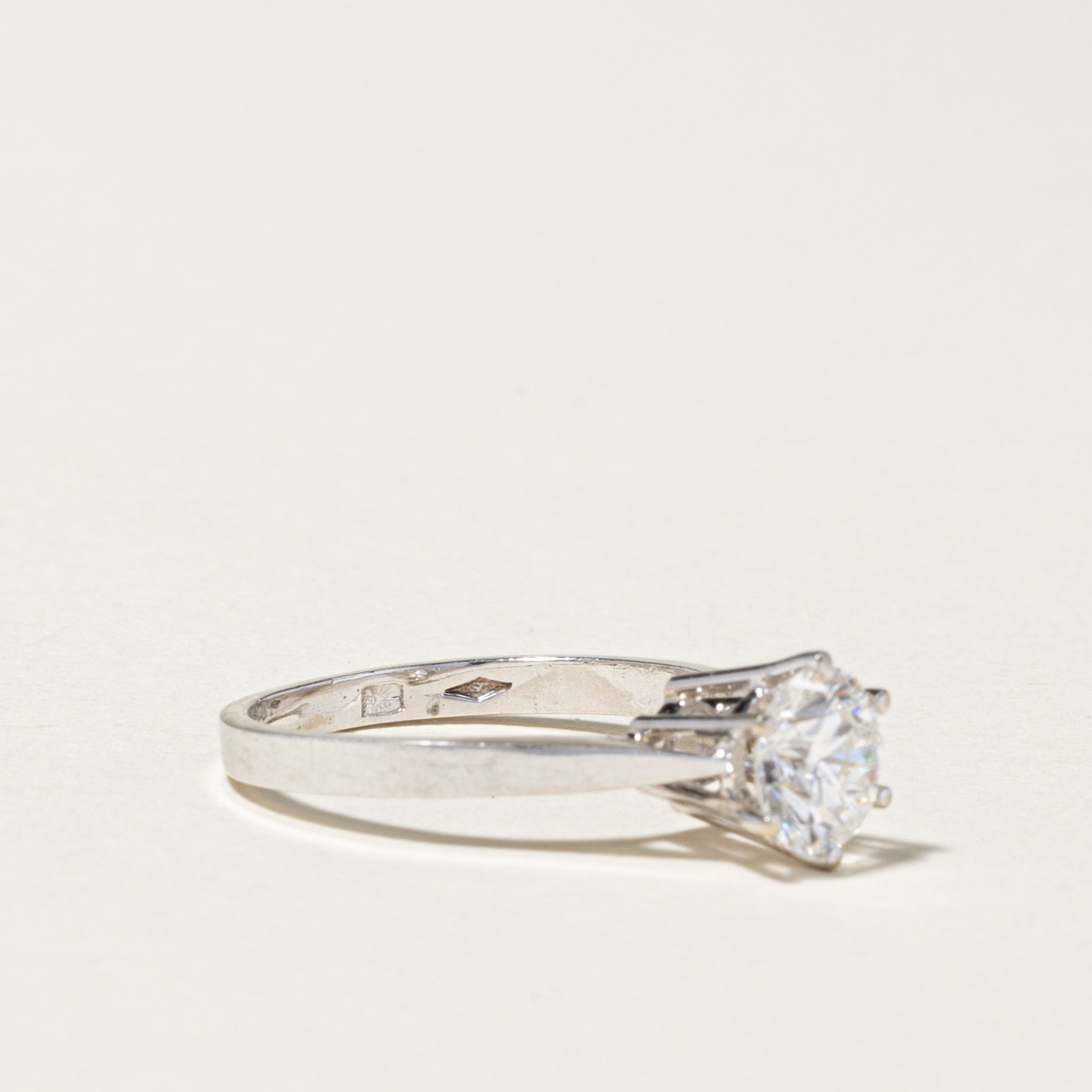 18K White Gold Solitaire Diamond Engagement Ring - 0.87ct Round Cut Diamond Ring - Size 5.25 - Perfect for Proposals, Anniversaries & Romantic Gifts