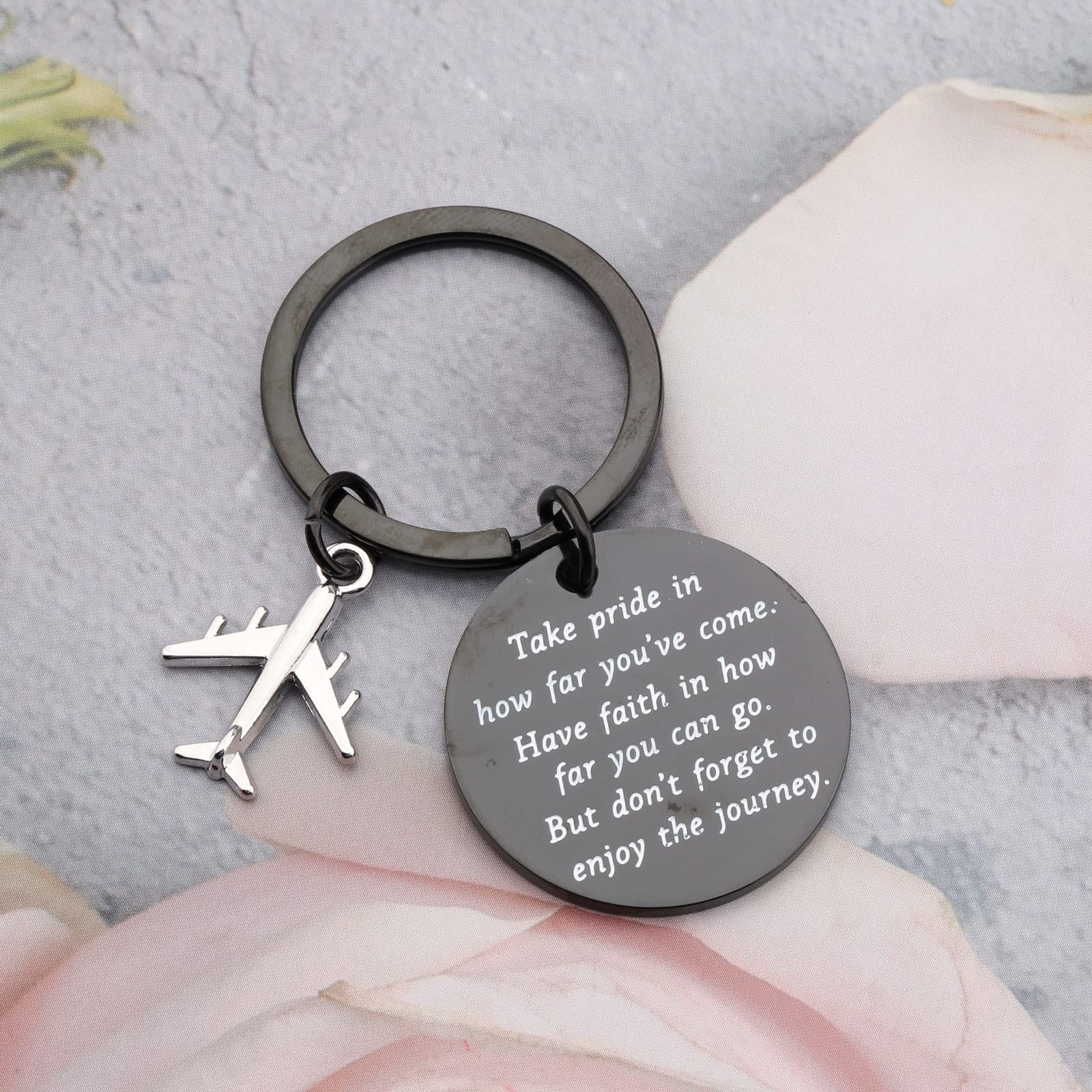 FUSTMW Aviation Keychain - Perfect Pilot & Flight Attendant Graduation Gift, Airplane Crew Souvenir - Ideal for Flight School Graduates, Cabin Crew Appreciation & Aviation Enthusiasts | Great for Travel Accessories, Work Badge Holder & Gift Giving Occasions