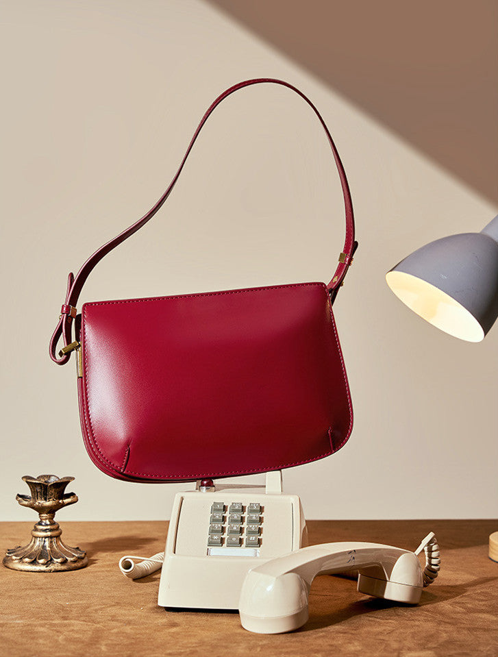 Stylish Mini Crossbody Bag for Women - Fashionable Small Shoulder Purse - Perfect for Everyday Use, Travel & Date Nights