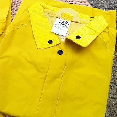 Heavy Duty Yellow 3-Piece Rain Suit for Men - Waterproof Raincoat with Pants & Hood - Size XXL - Perfect for Outdoor Work, Construction & Stormy Weather Protection