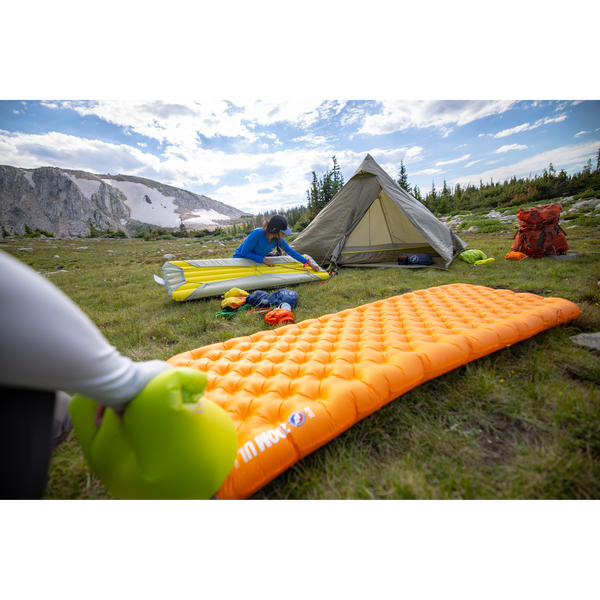 Big Agnes Zoom UL Insulated Sleeping Pad - Ultralight Backpacking & Camping Gear for Hiking, Travel & Outdoor Adventures