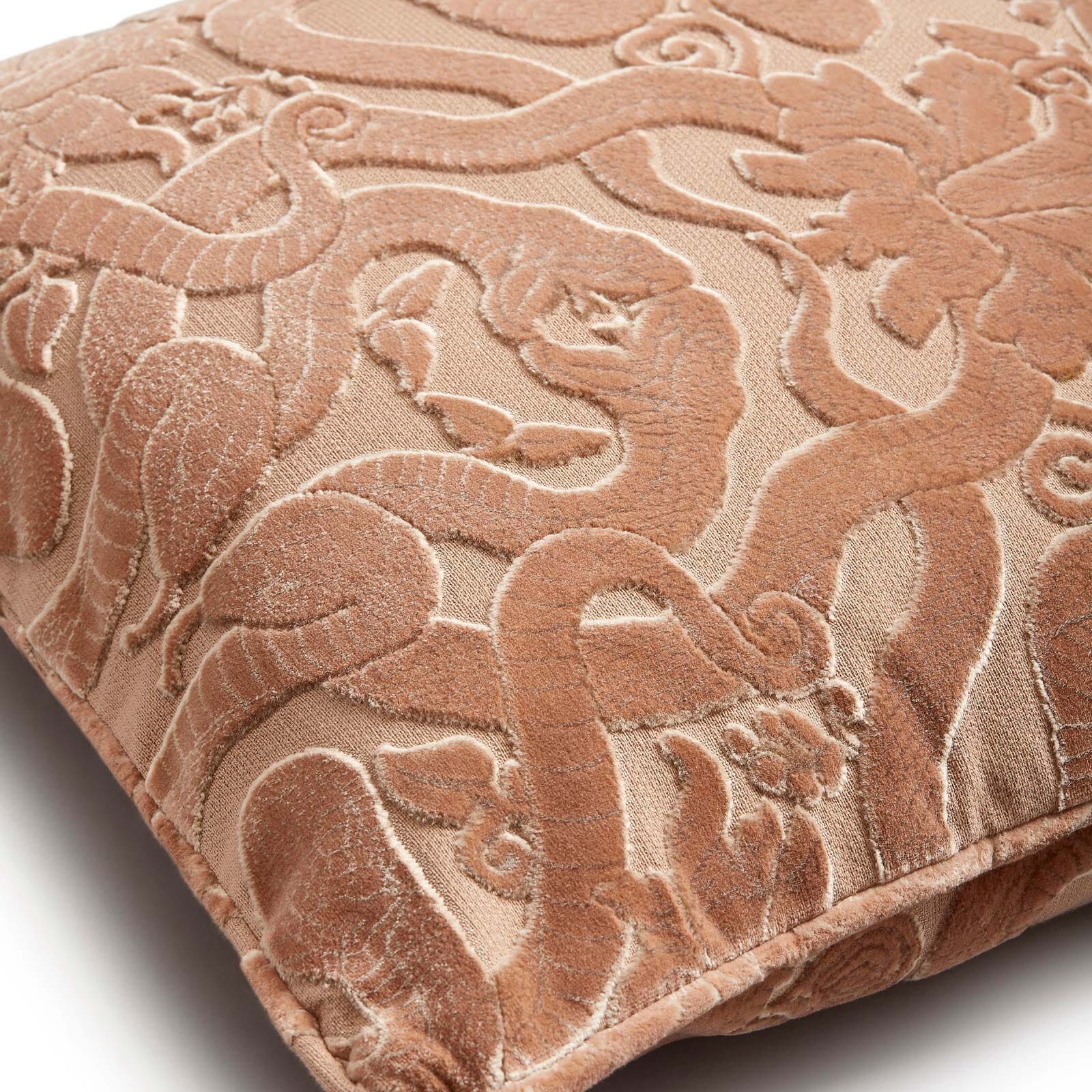 ANACONDA Medium Cut Velvet Cushion - Soft Dusky Pink Throw Pillow for Sofa, Bed & Home Decor - Cozy Living Room & Bedroom Accent Pillow