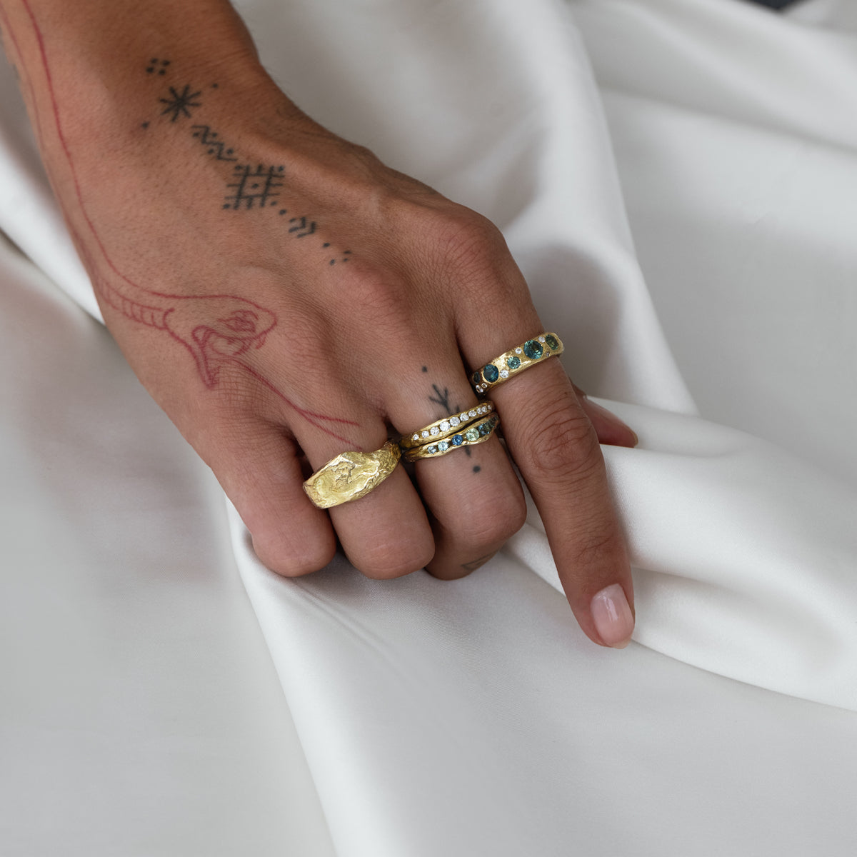 Elegant Crested Half Channel Ring for Women - Dainty Stackable Band for Everyday Wear & Special Occasions