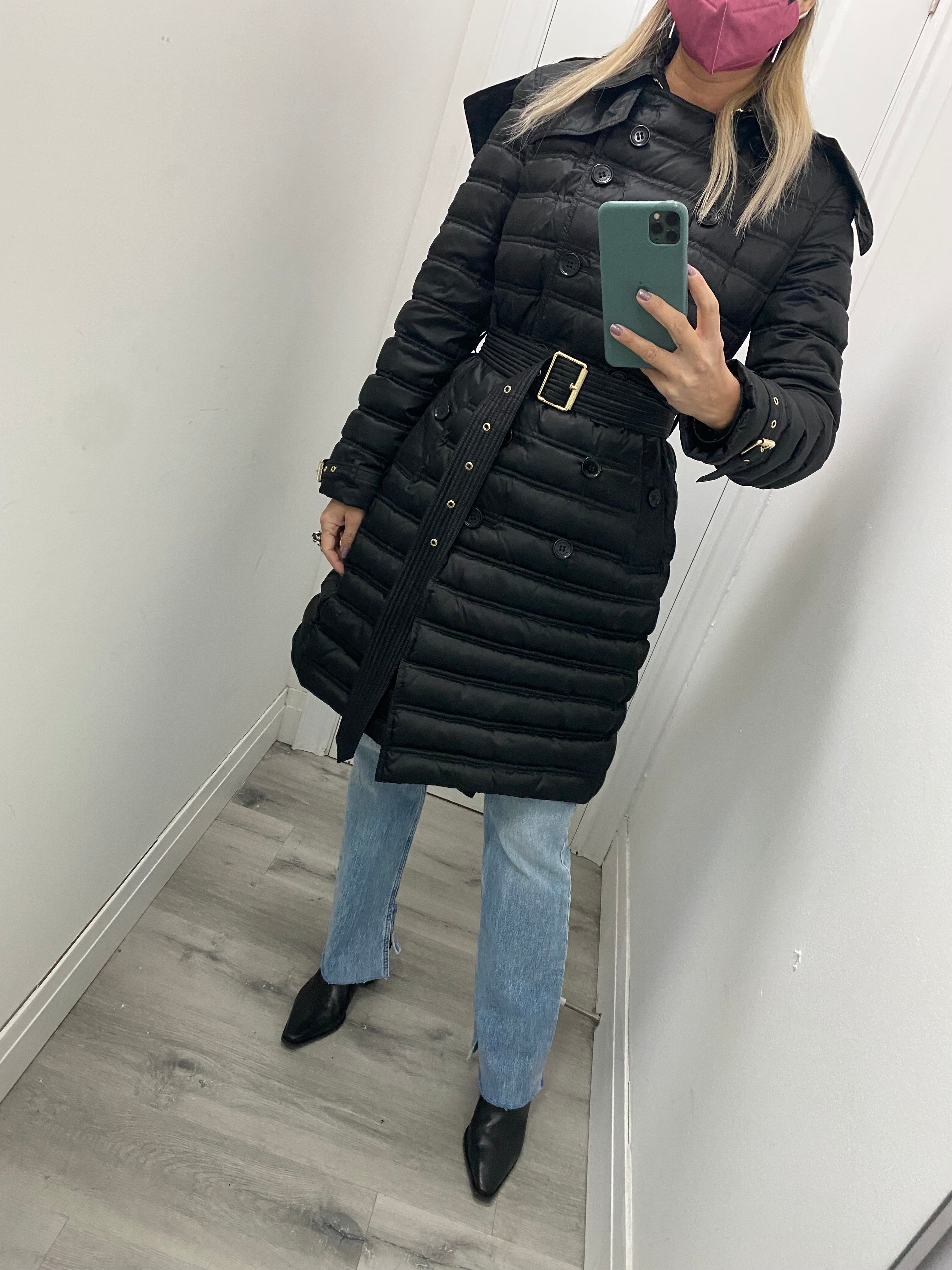 Burberry Black Down Chesterford Puffer Coat with Hood - Women's Winter Jacket, Size M (US 6/8) | Waterproof Warm Parka for Cold Weather, Outdoor Activities & Fashion Streetwear