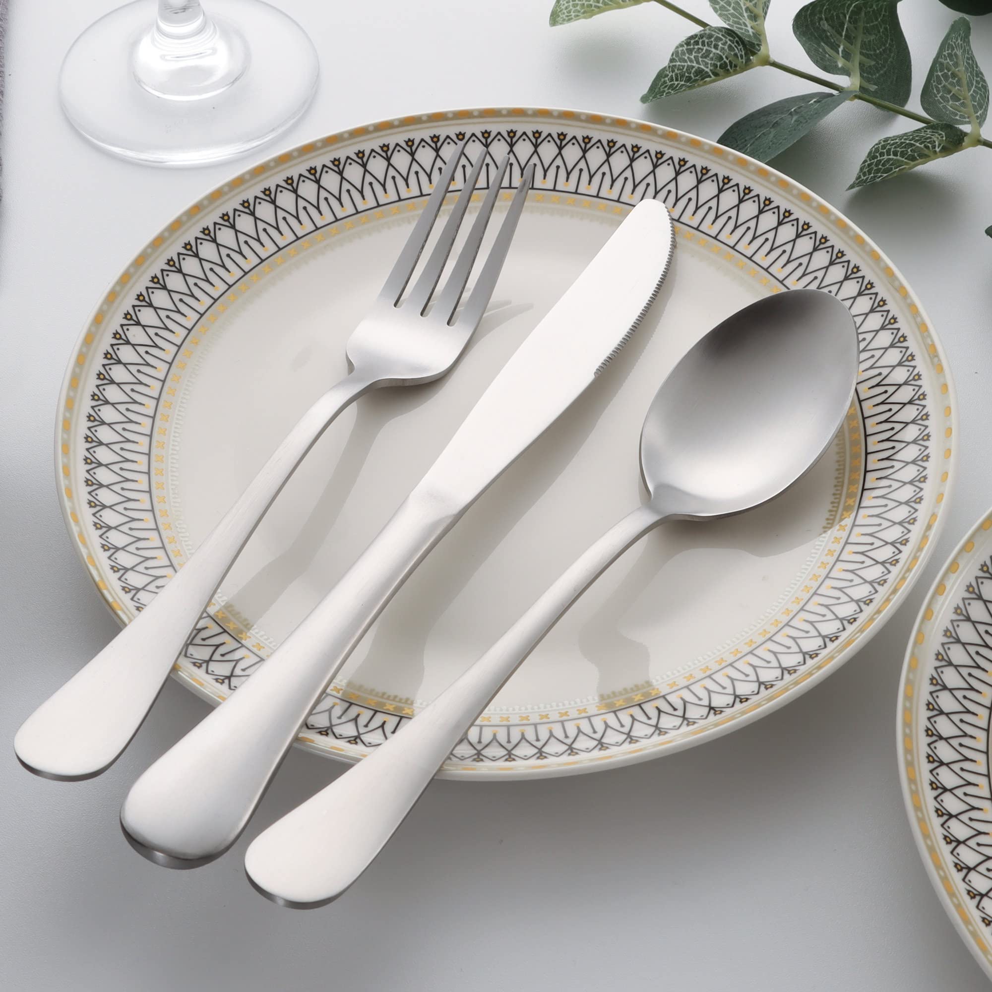 40-Piece Silverware Set for 8 - Stainless Steel Flatware Cutlery Set with Knife, Fork & Spoon - Elegant Satin Finish Dining Utensils for Home, Restaurant & Party - Dishwasher Safe & Durable - Perfect for Everyday Use, Dinner Parties & Fine Dining