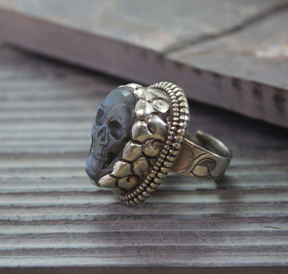 Hand Carved Tibetan Skull Ring for Men - Unique Gothic Jewelry for Bikers, Rockers & Fashion Statements - Perfect for Halloween, Costume Parties & Edgy Style