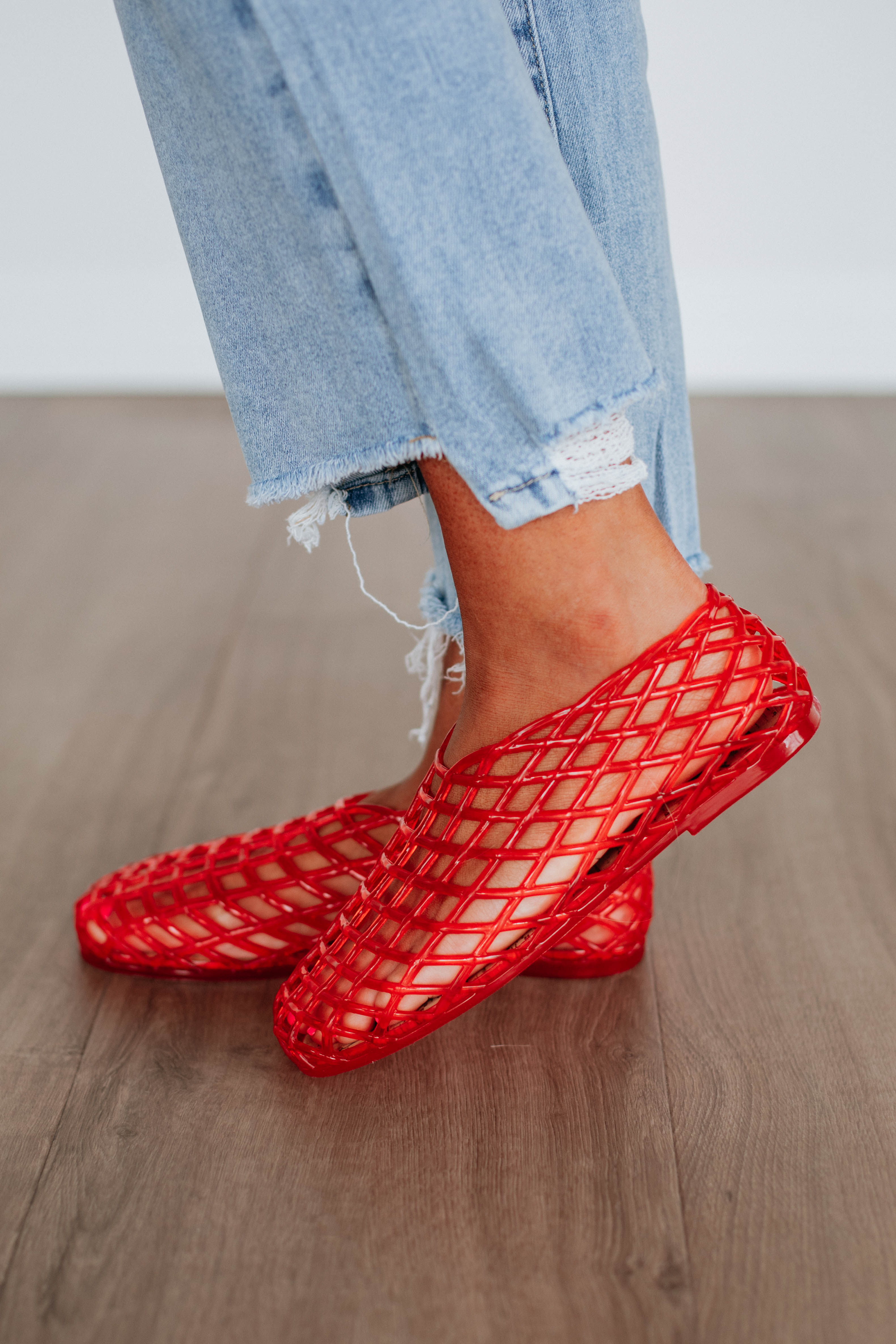 Totally Jelly Flats - Comfortable Women's Red Sandals for Beach, Pool & Summer Outfits | Non-Slip Casual Shoes