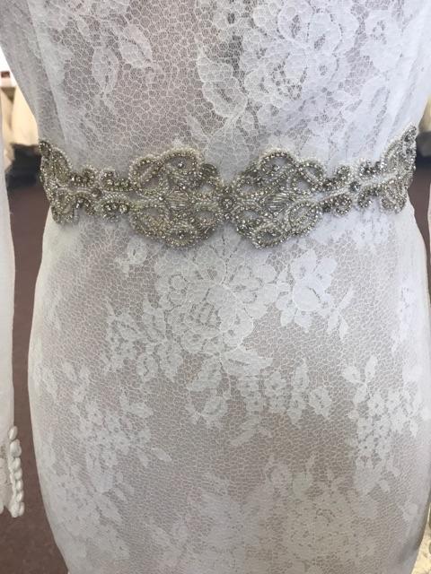 Tara Keely 2653 Elegant Sample Wedding Gown - Perfect for Bridal Show, Photo Shoot & Special Occasions