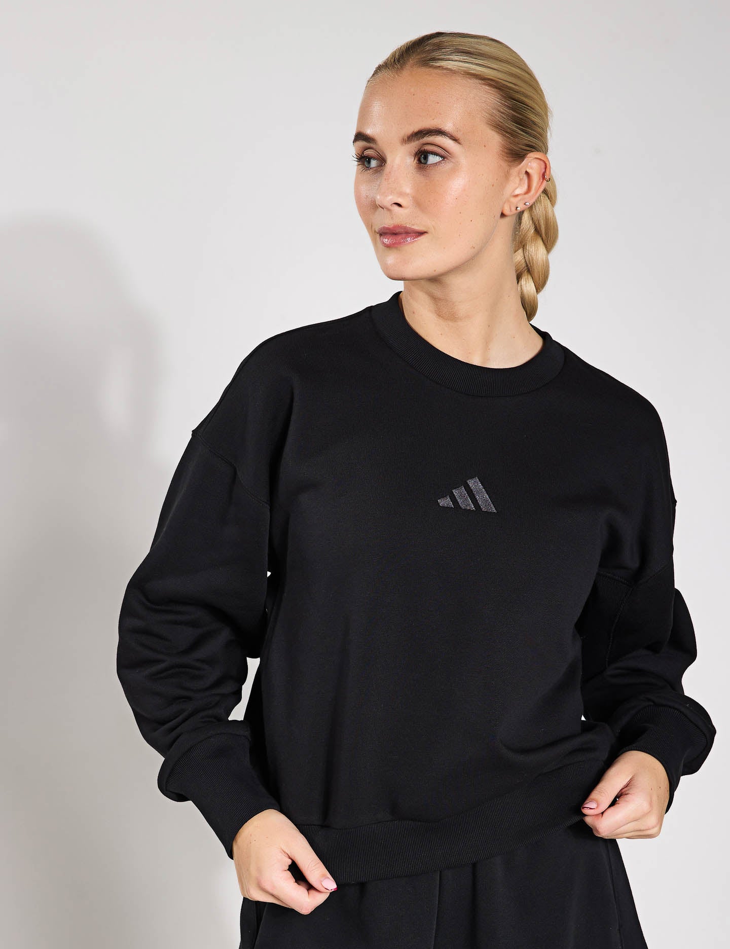 ALL SZN Fleece Loose Sweatshirt for Women - Soft & Cozy Oversized Pullover Hoodie - Black - Perfect for Casual Wear, Lounge & Winter Outfits