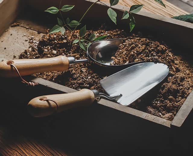 Premium 3-Piece Stainless Steel Heavy Duty Garden Tool Set with Ergonomic Wooden Handle - Durable Outdoor Planting Tools for Gardening, Landscaping & Yard Work - Perfect for Weeding, Digging & Soil Cultivation