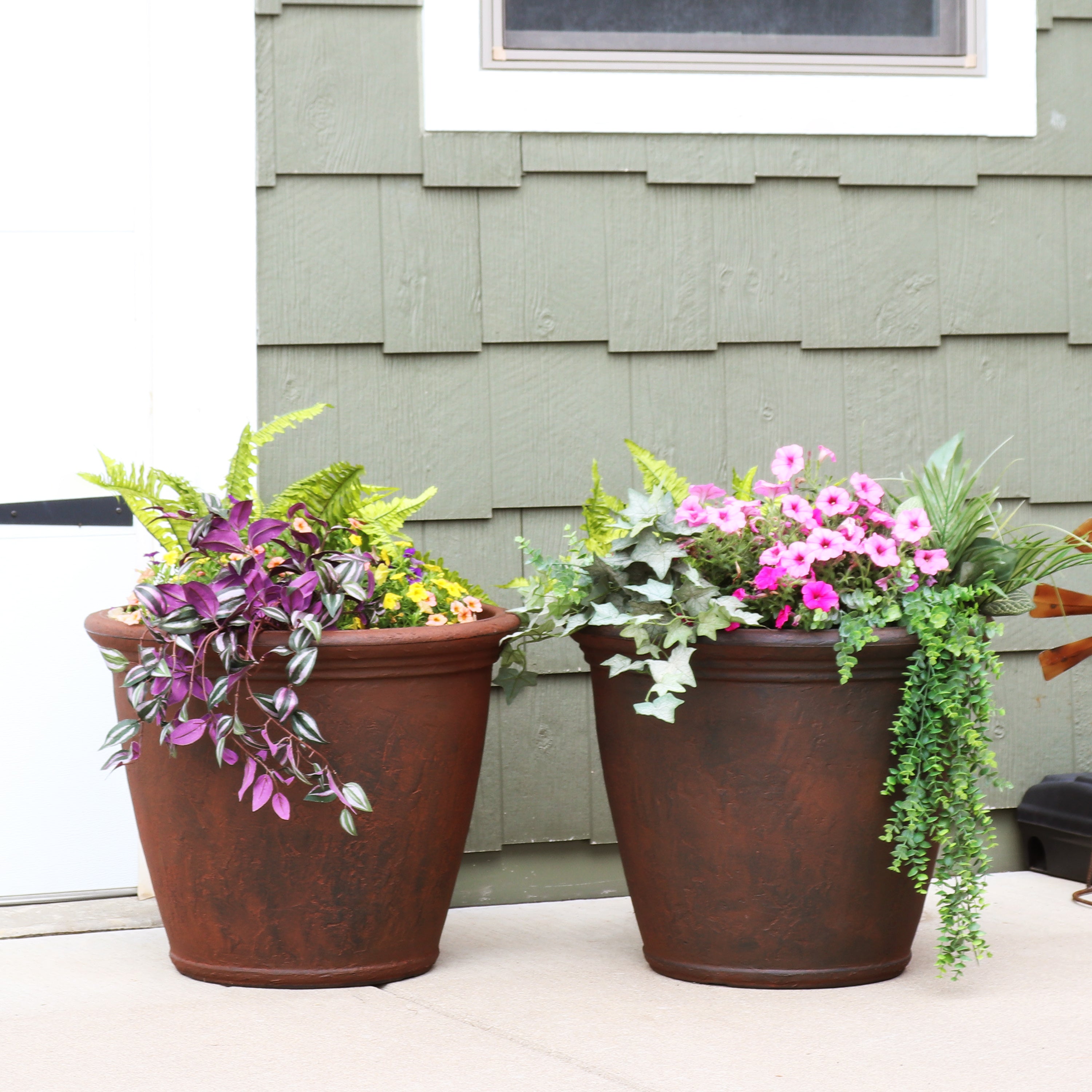 Sunnydaze Anjelica Polyresin Outdoor Flower Pot Planter - Durable Garden Decor for Patio, Balcony & Yard - Perfect for Flowers, Plants & Home Landscaping