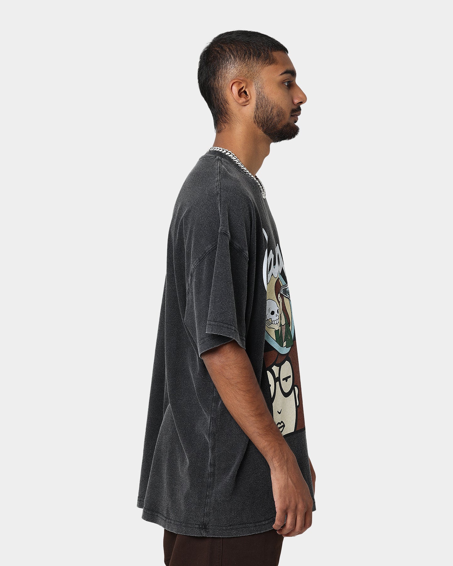 Premium Vintage Black T-Shirt by American Thrift X Daria Daria - Retro Style Cotton Tee for Men & Women - Perfect for Casual Wear, Street Style & Vintage Fashion