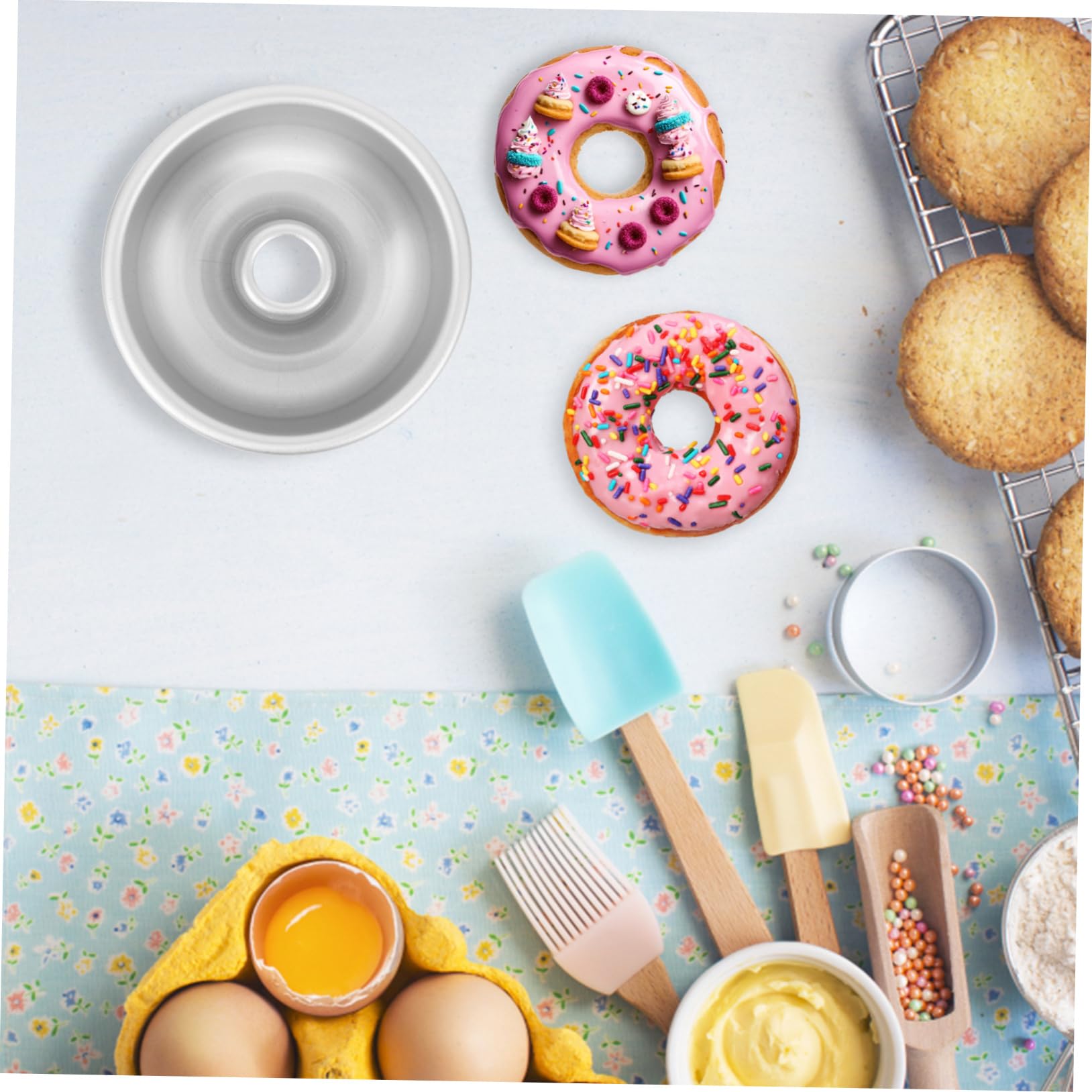Alipis Donut Baking Pan - Nonstick Aluminum Alloy Donut Mold for Cakes, Pastries & Bread - Perfect for Home Baking, Party Treats & Gift Making