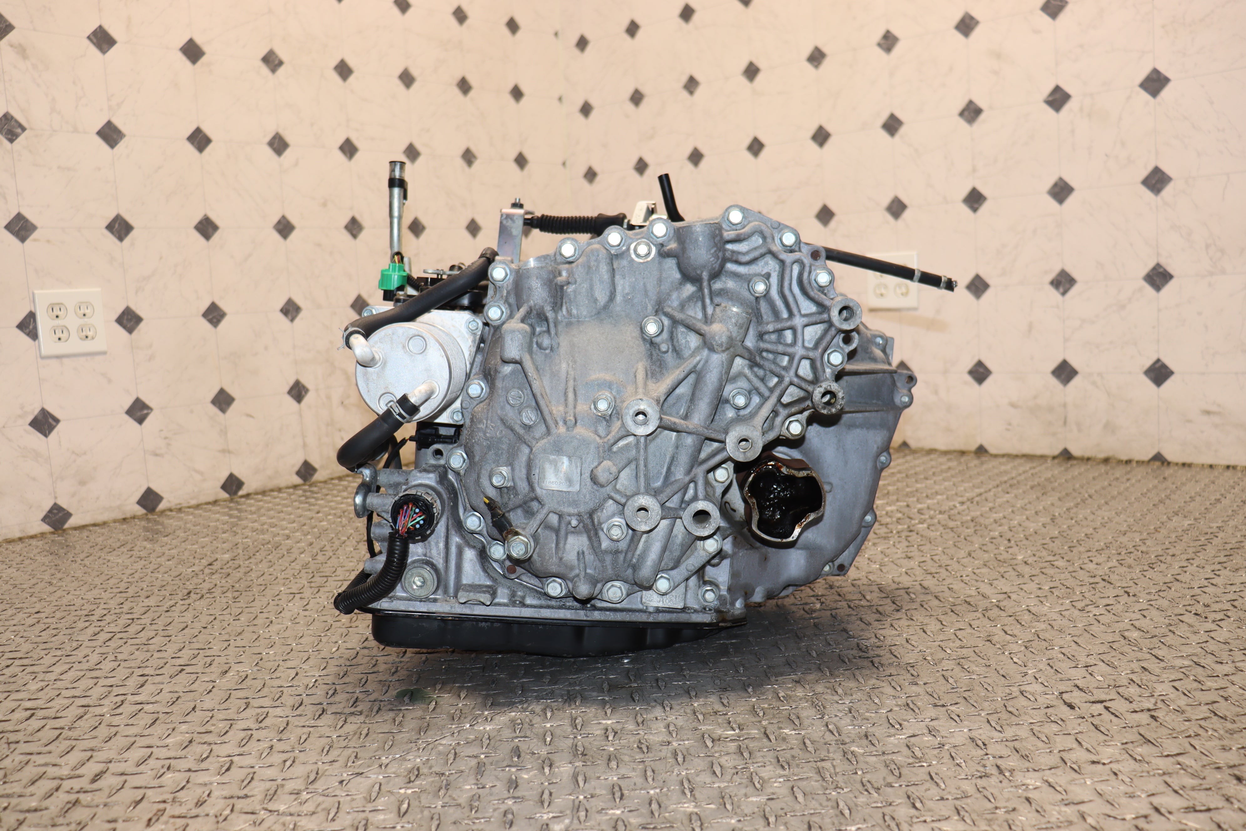 JDM MR20 13-14 Nissan NV200 07-12 Nissan Sentra 2.0L Automatic Transmission - High Performance Replacement for Smooth Gear Shifting in Daily Commute & Highway Driving