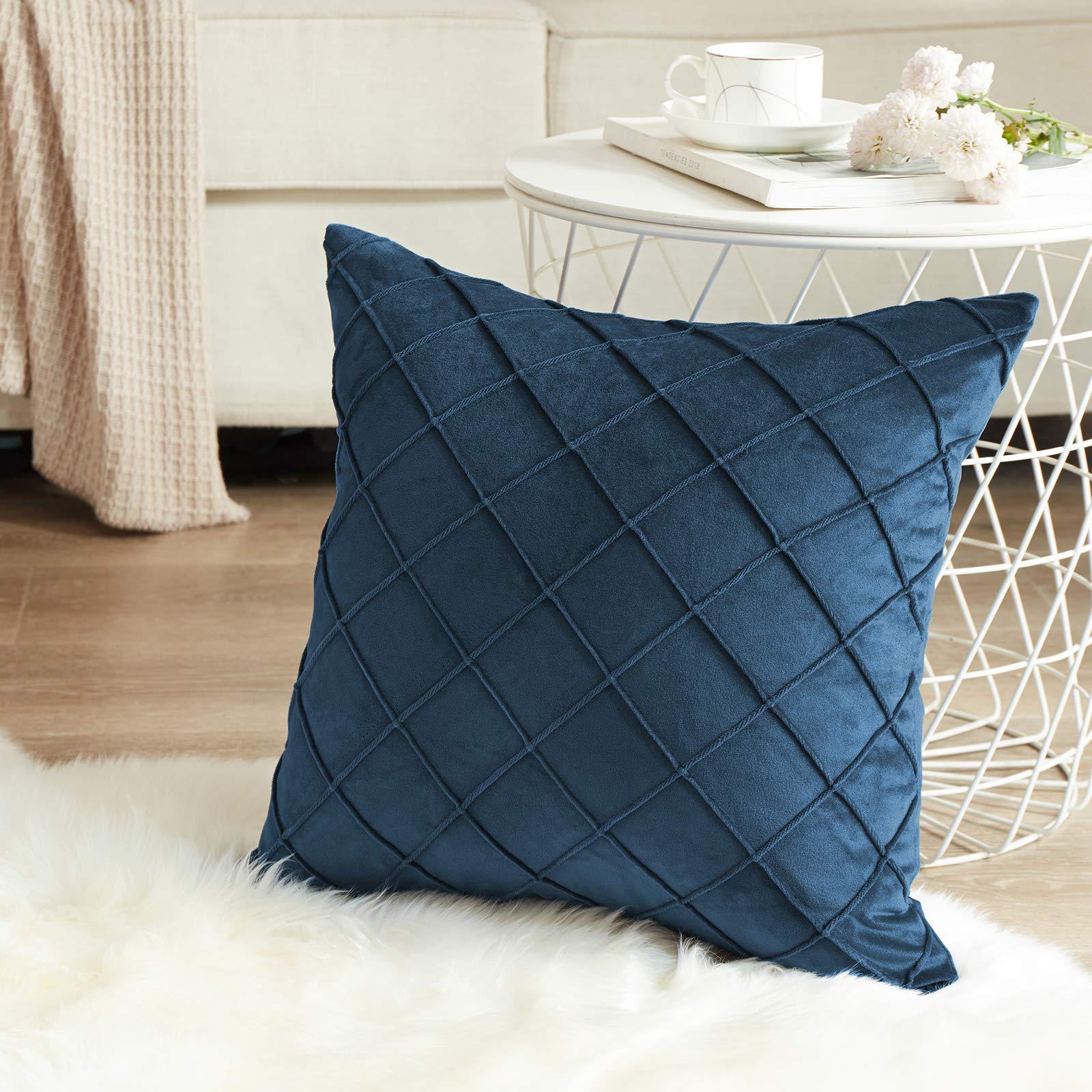BeBen 2 Pack Velvet Throw Pillows 20x20 Inch - Soft Decorative Pillow Covers for Sofa, Bed, Car & Outdoor - Dark Blue Solid Cushion Case - Perfect for Living Room Decor, Travel & Cozy Home Accents